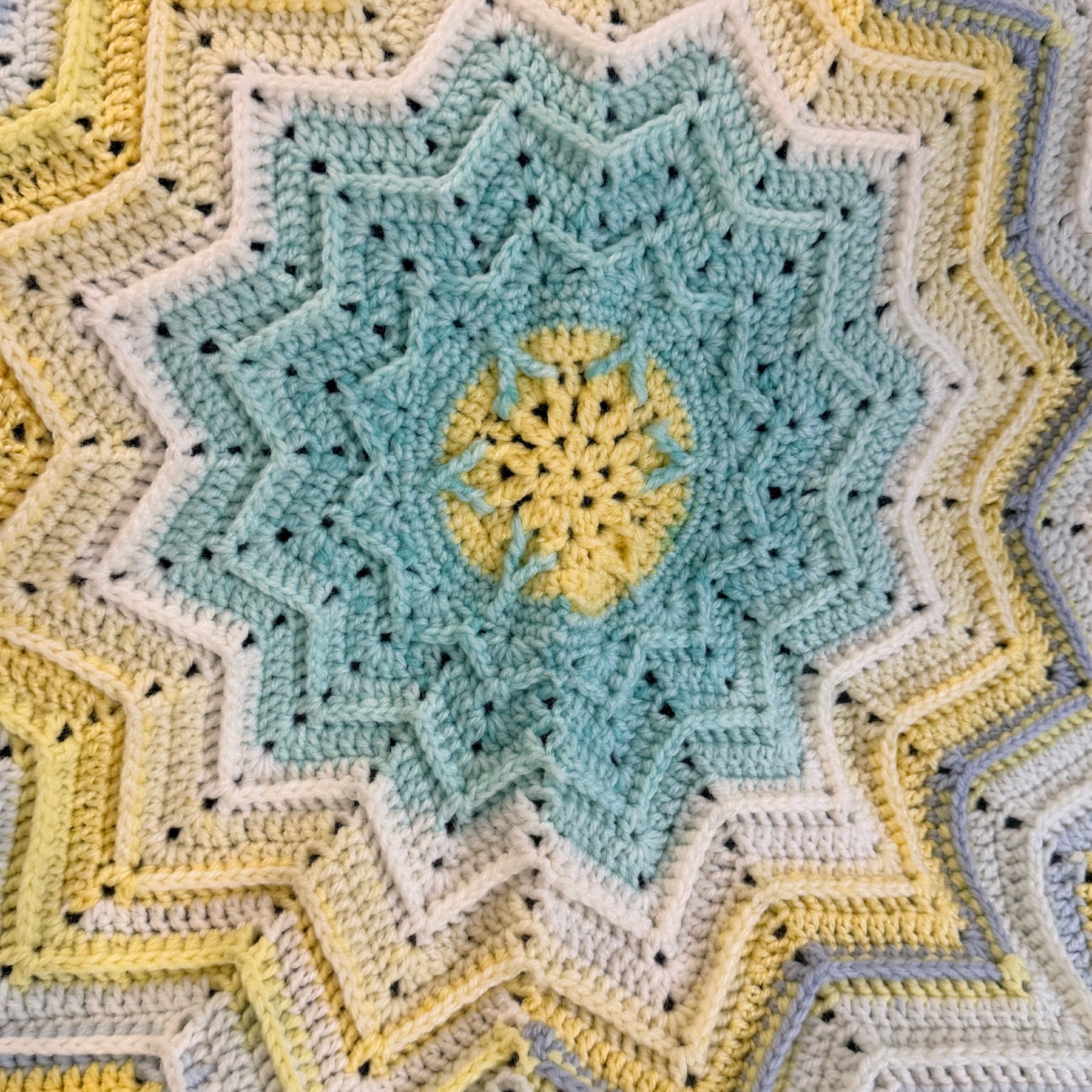 #065 Star Lap Blanket/ Throw Rug