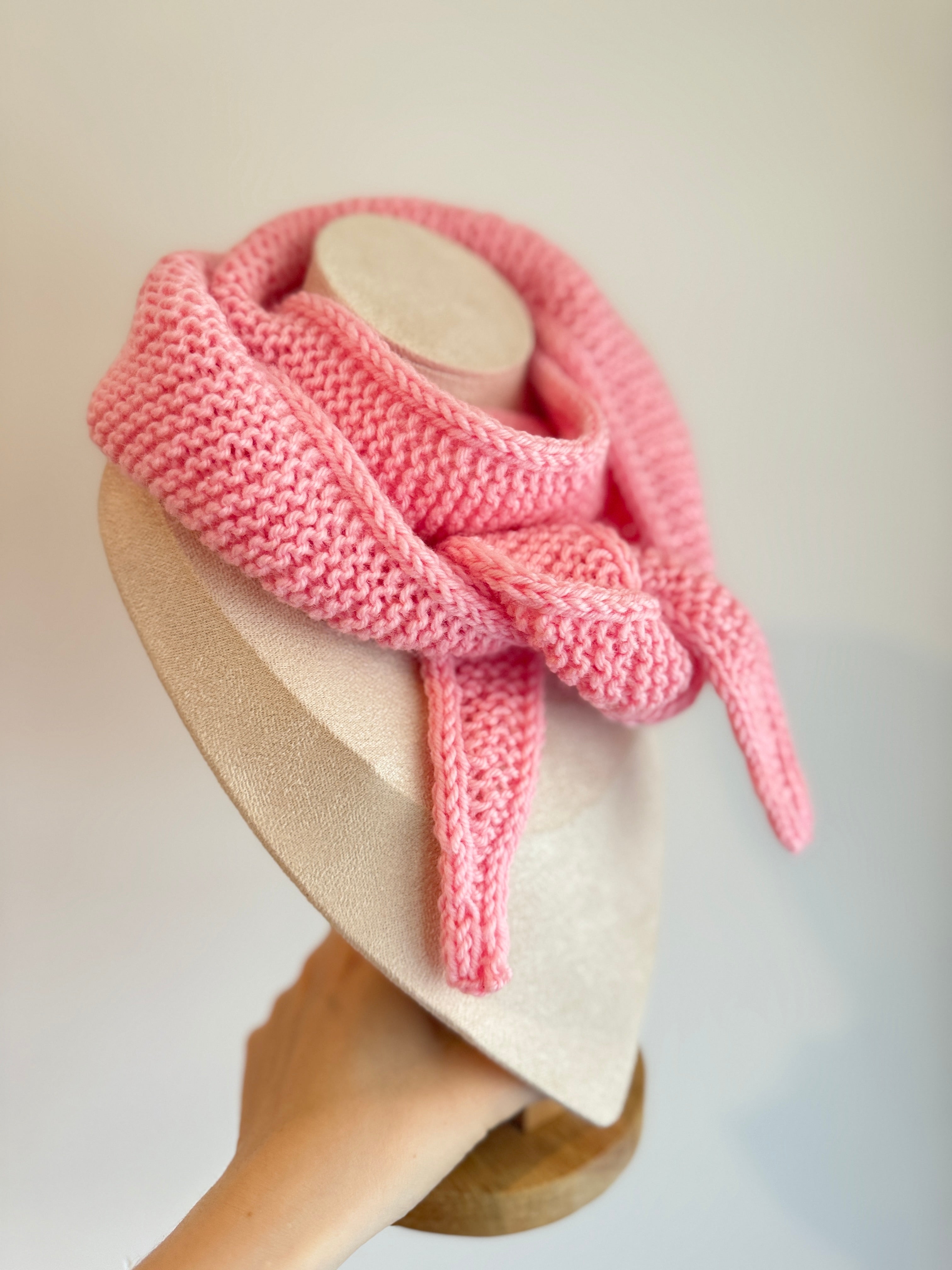 Knit sophie scarf in baby pink