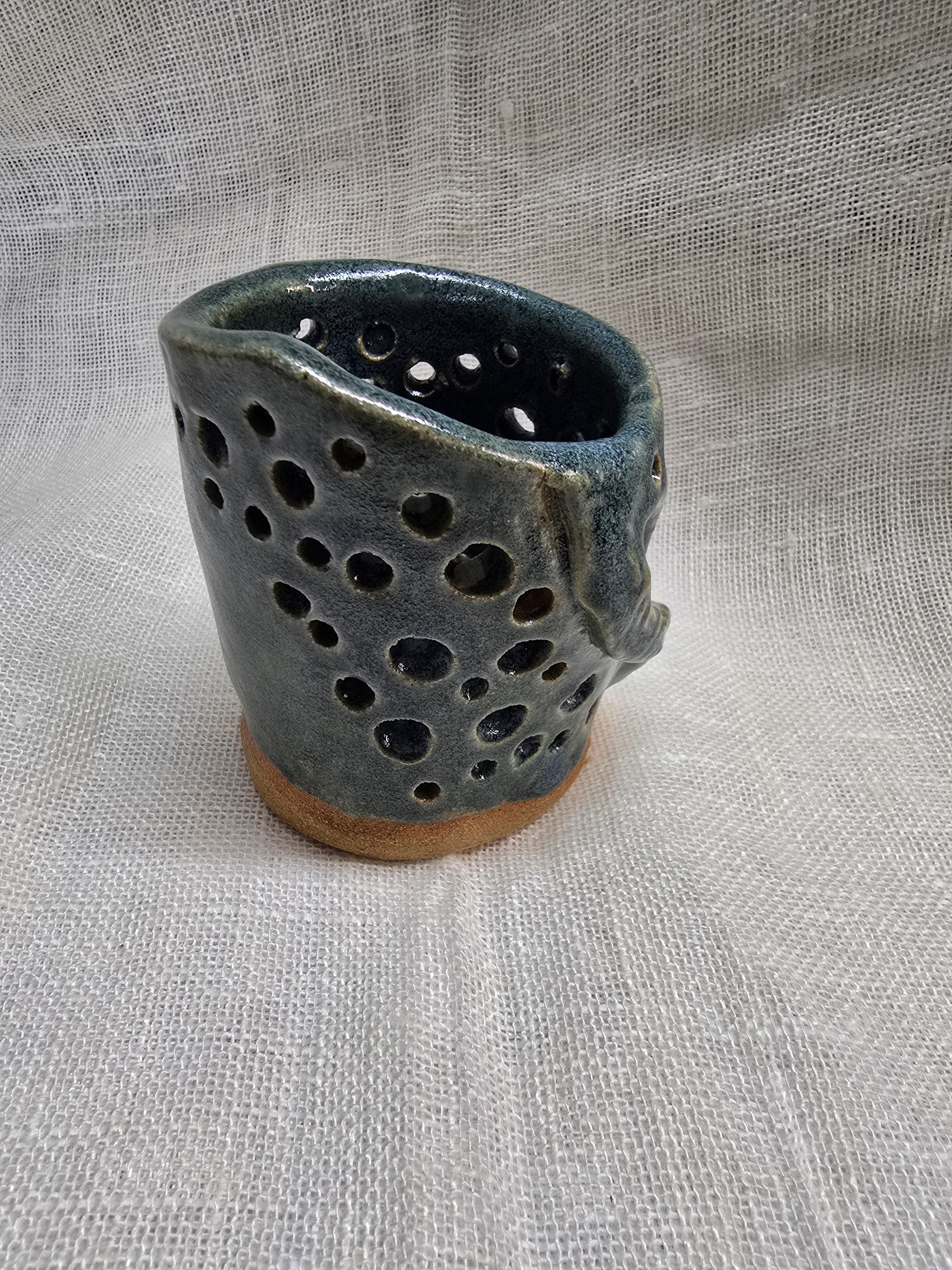 Candle holder