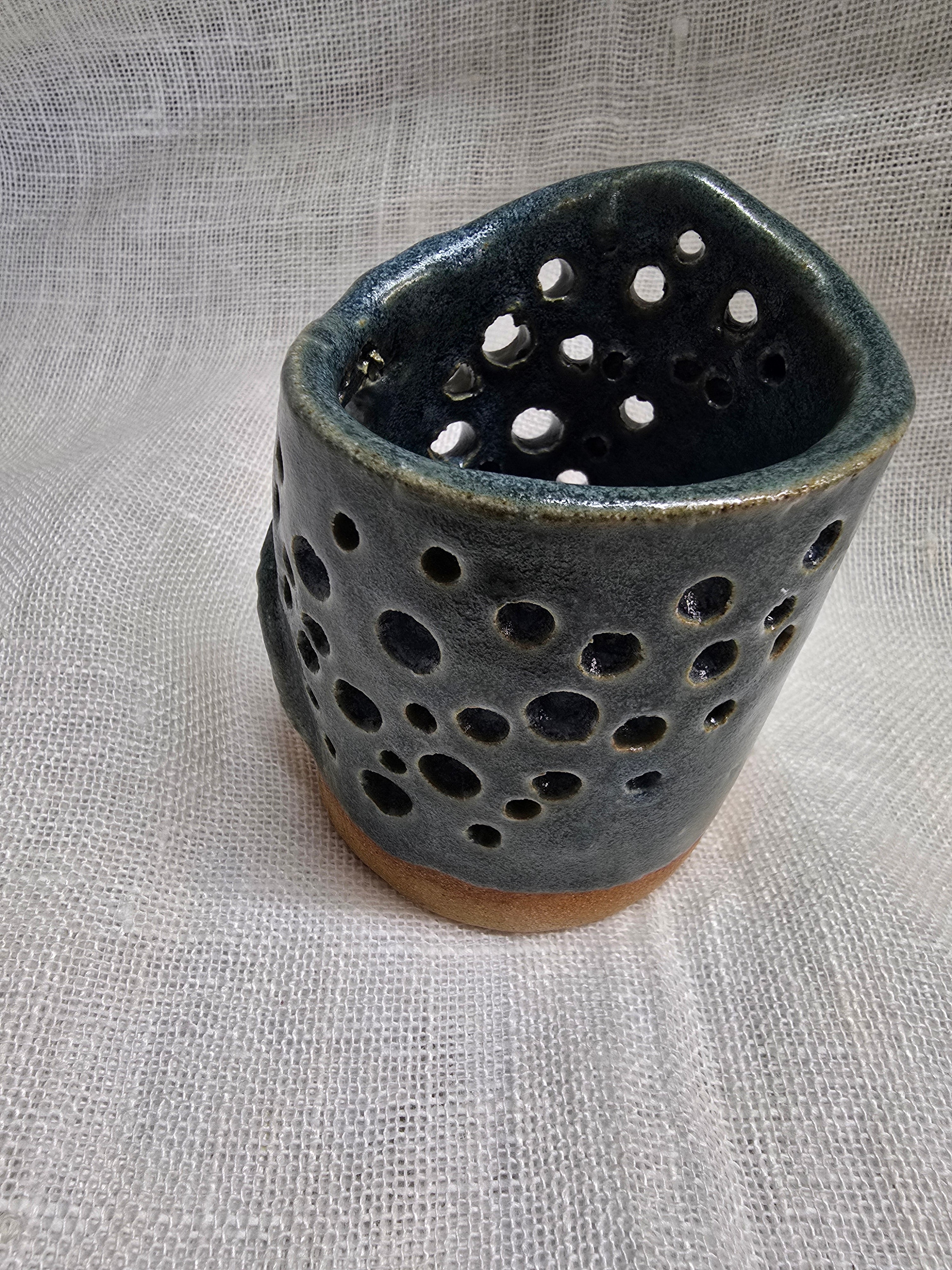 Candle holder