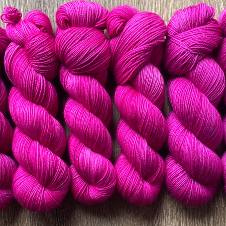 Viva Magenta - 4ply Deluxe Sock Yarn
