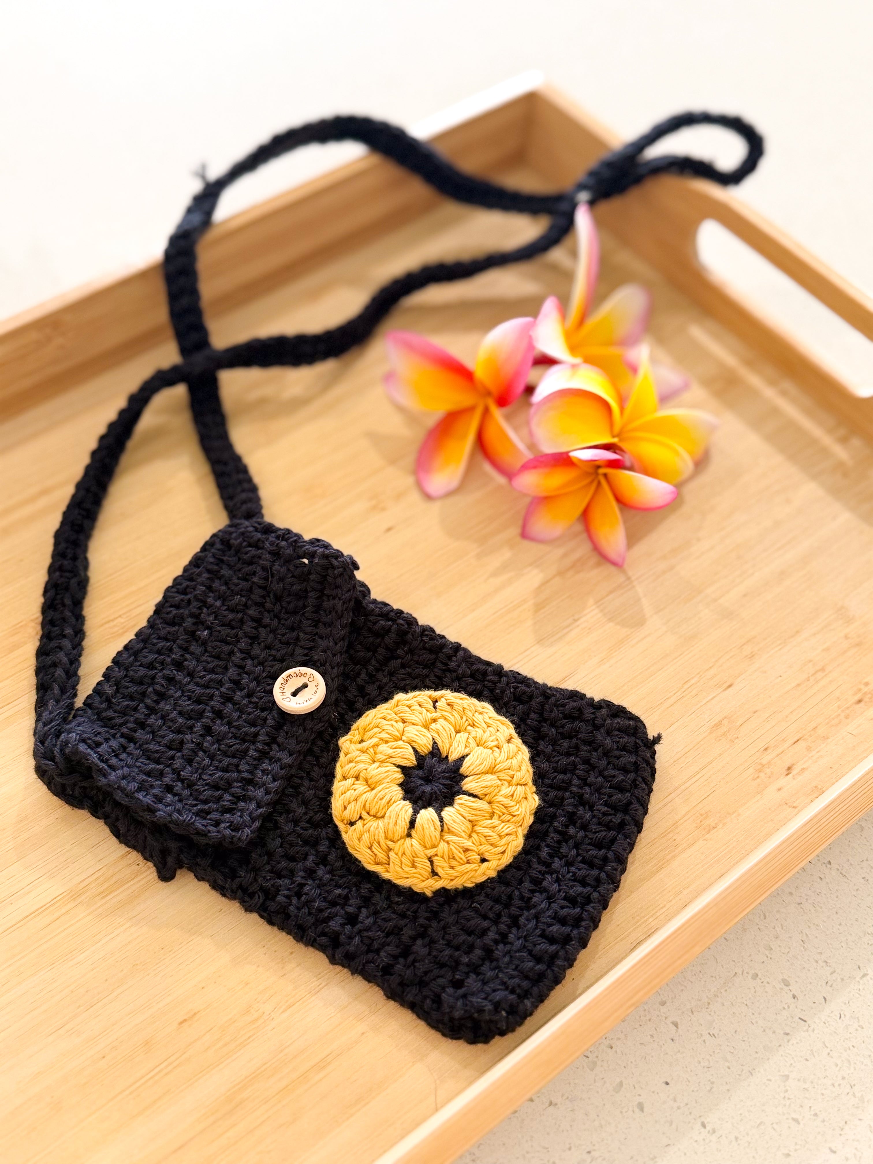 #046-3 Mobile phone bag