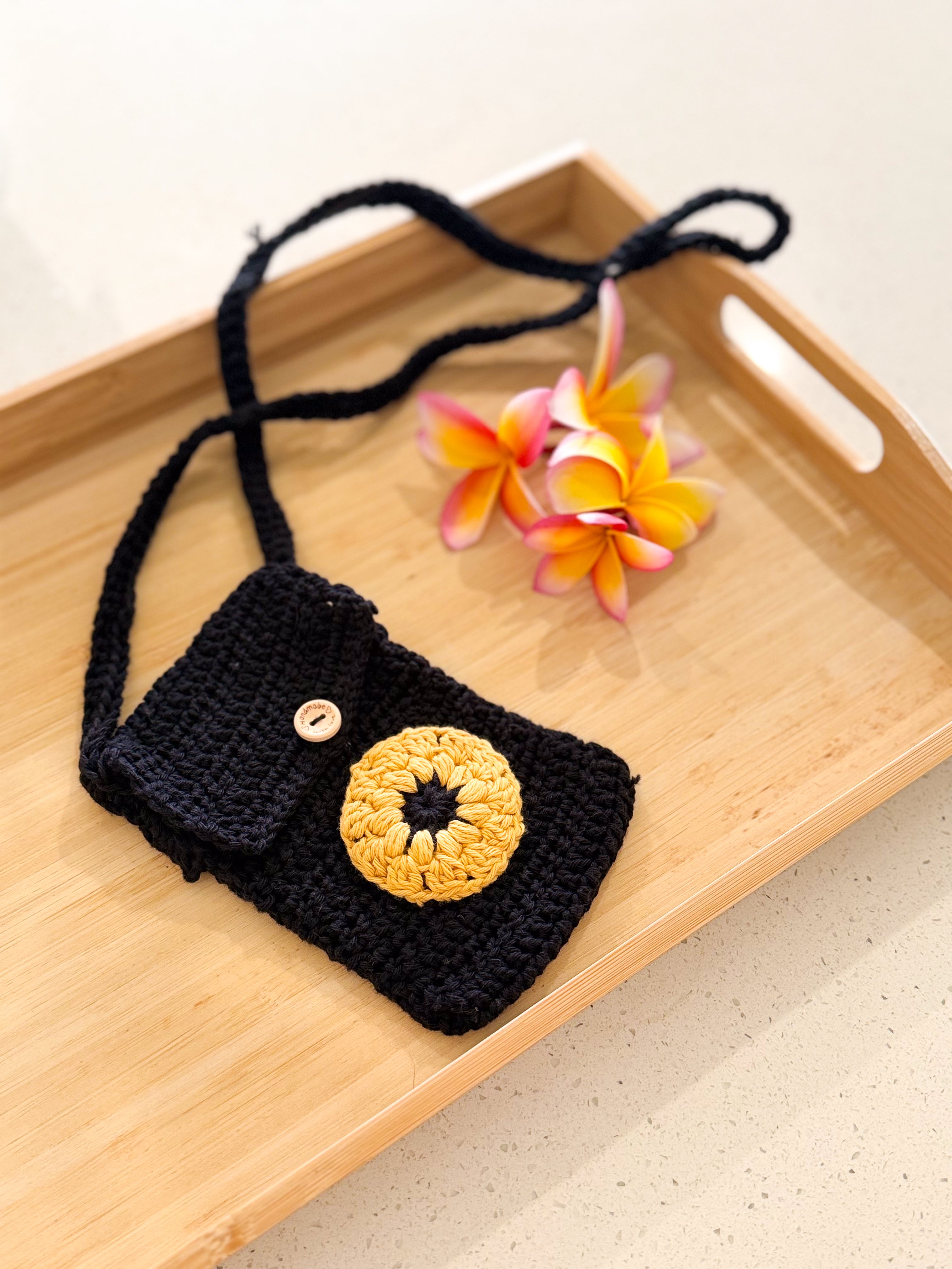 #046-3 Mobile phone bag