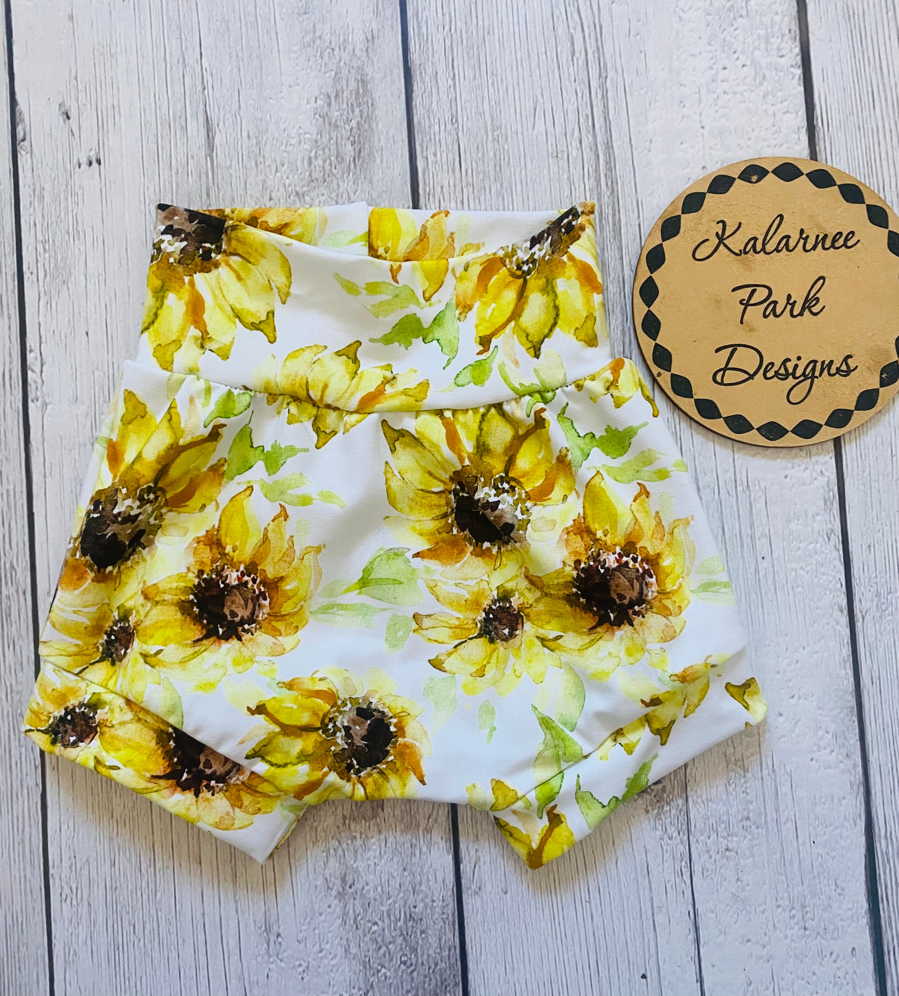 Baby Girls Pants/ Bummies Nappy Cover Pants Size 3mths-18mths Various Prints