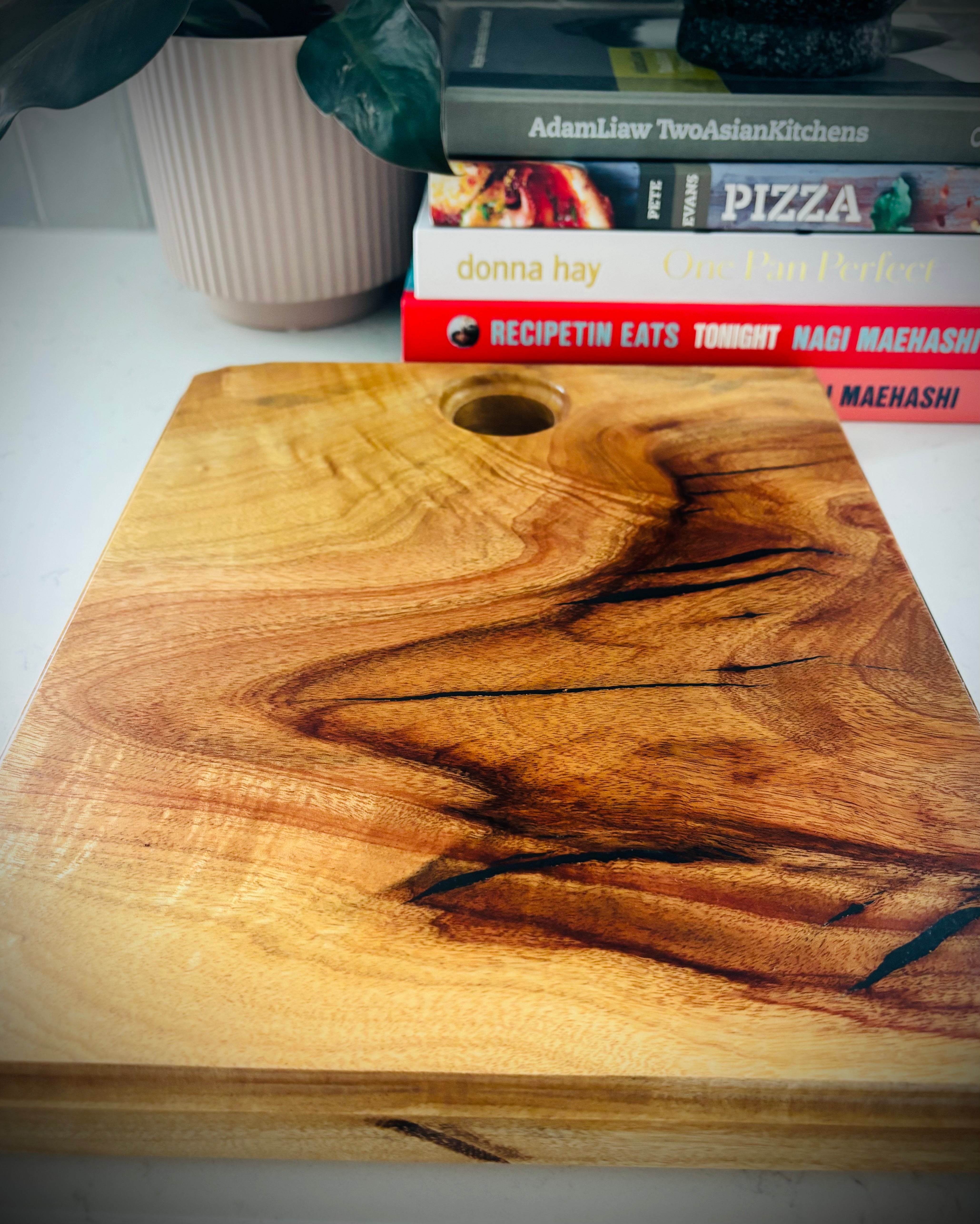 Hardwood Camphor Laurel Charcuterie Board 270x330x35mm