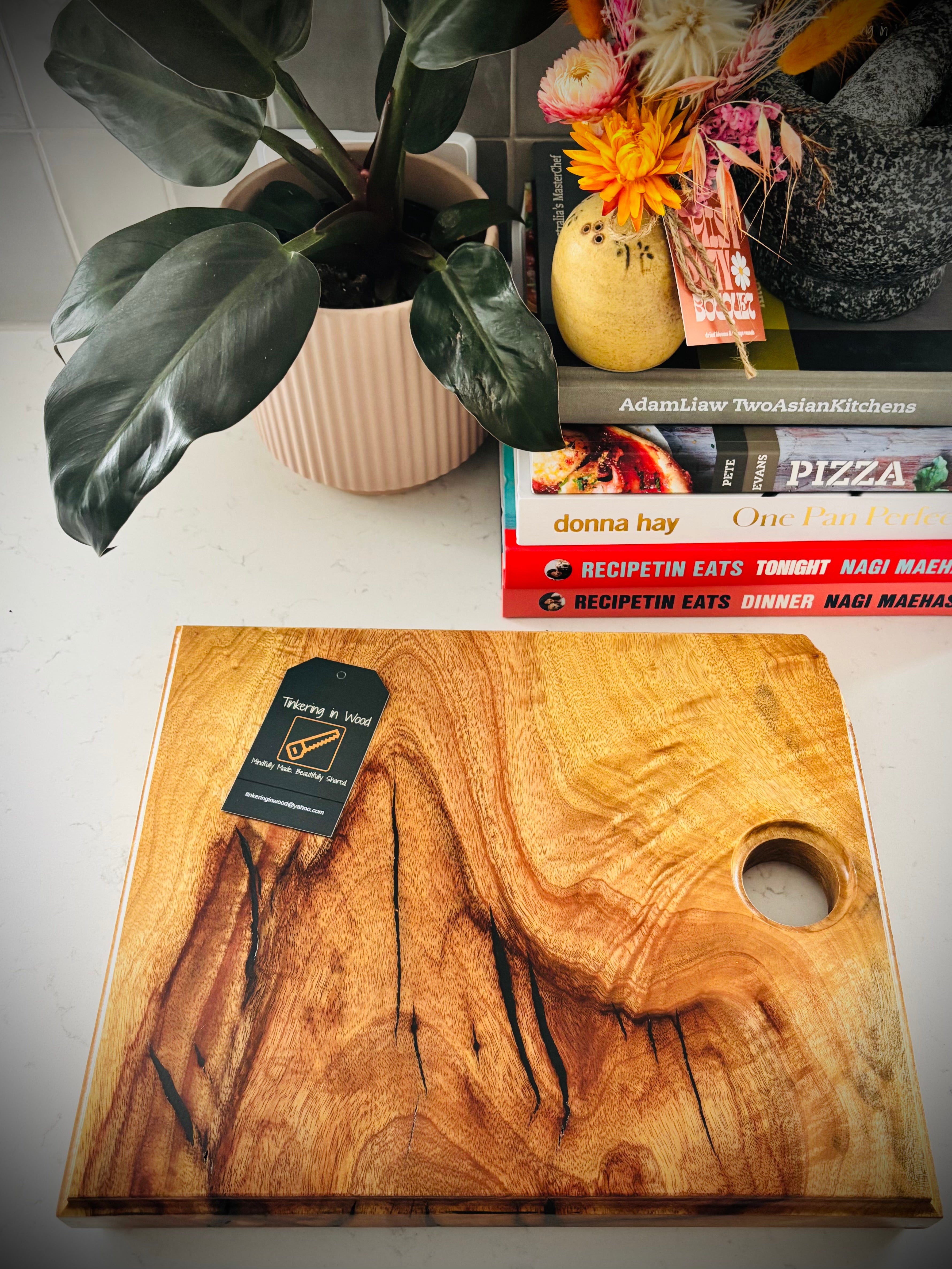 Hardwood Camphor Laurel Charcuterie Board 270x330x35mm