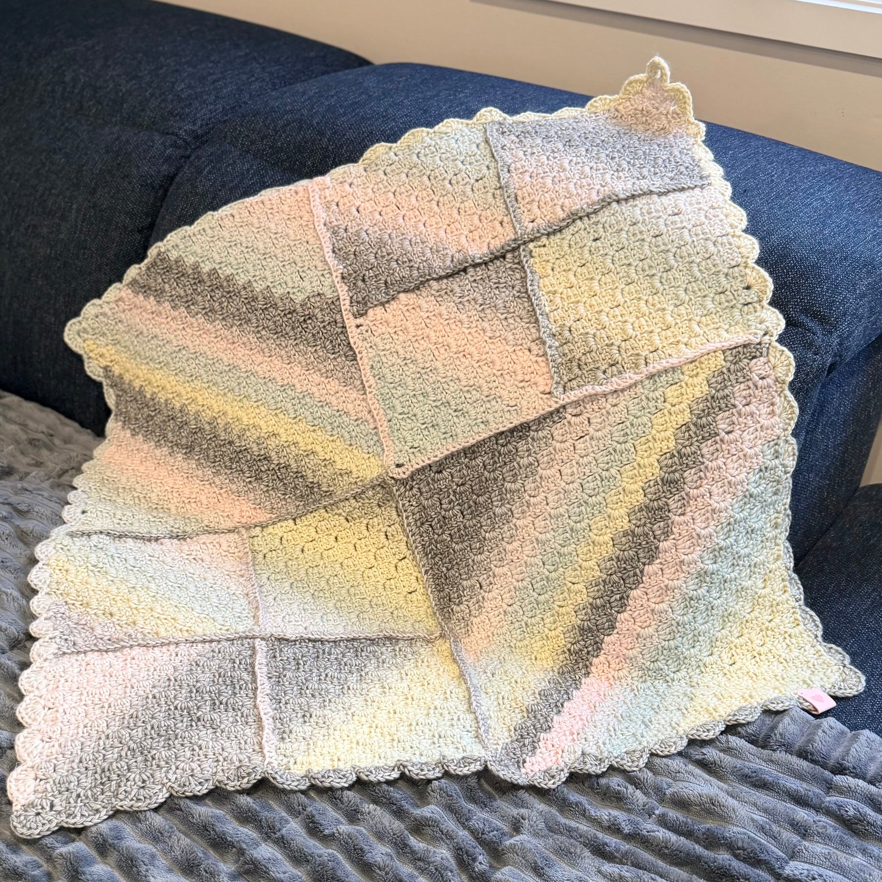 #052 Corner to Corner Squares Lap Blanket/ Throw Rug