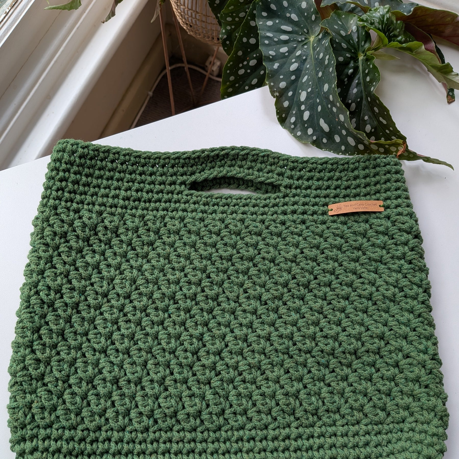 The Yarra Bag, Handmade Crochet Everyday Handbag in Fern Green