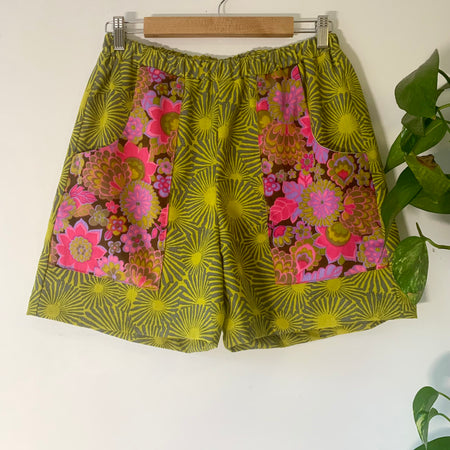 gorgeous patchwork vintage fabric shorts - xlarge 14-16 - violetclothing - free postage