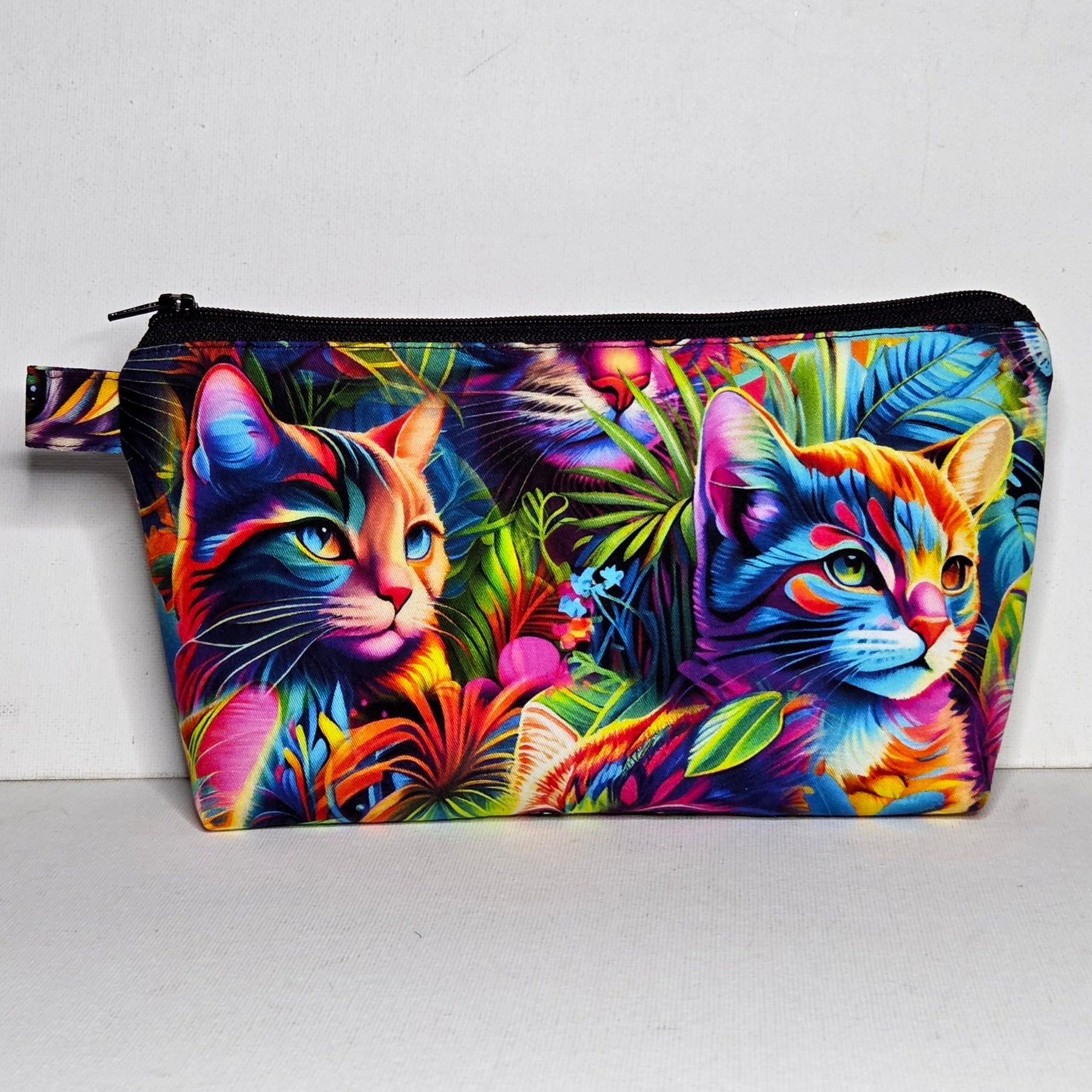 Zippered Pouch with colourful cats, size Large