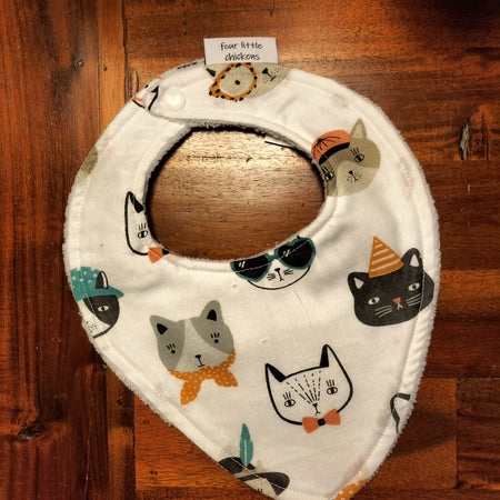 GROOVY CATS BIB