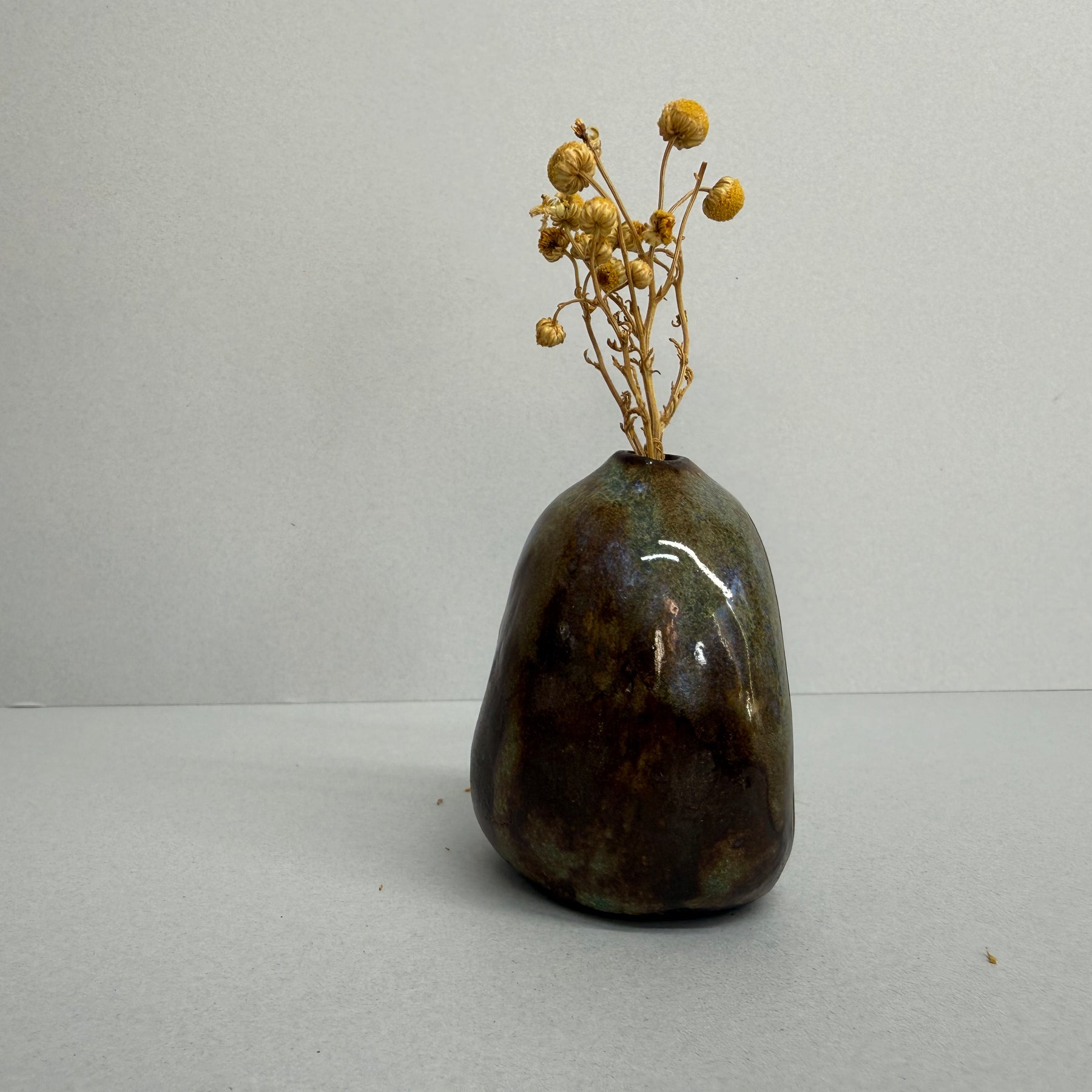 Tiny Dimple Vase