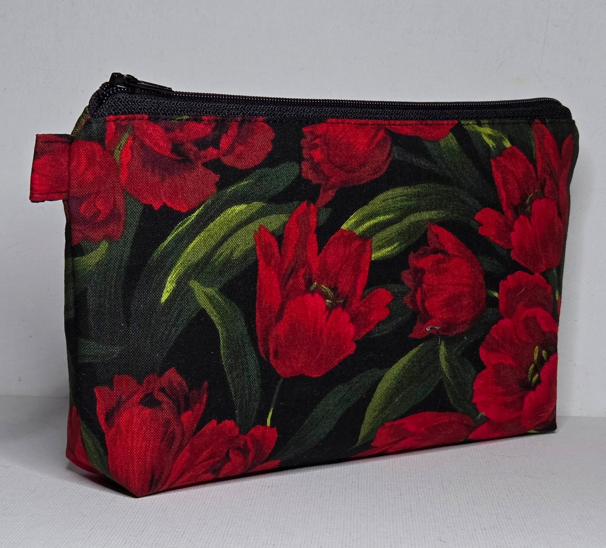 Zippered Pouch in Tulip Fabric, size Large