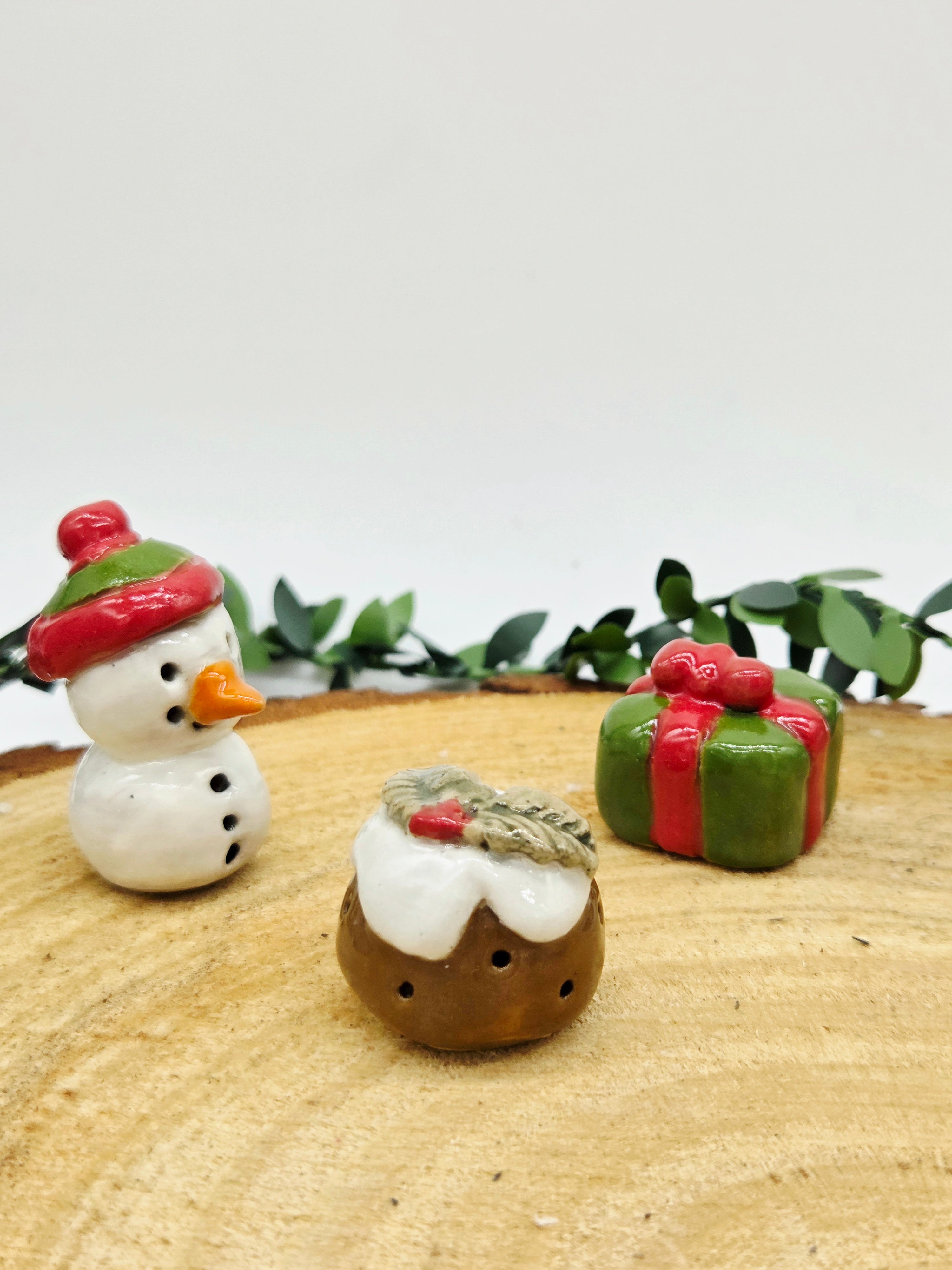 3 x tiny Christmas Ceramics - Snowman, Pudding, Present