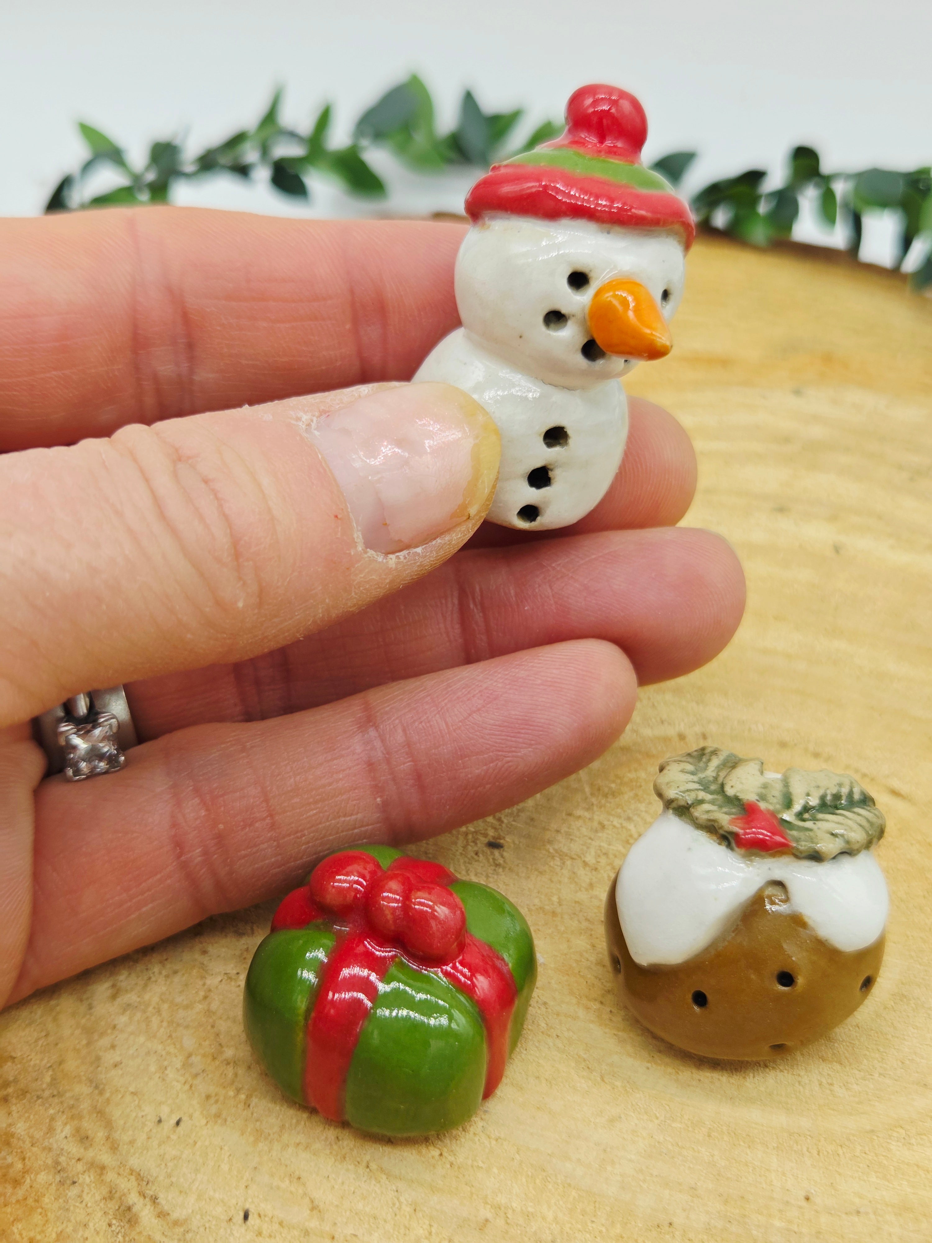 3 x tiny Christmas Ceramics - Snowman, Pudding, Present