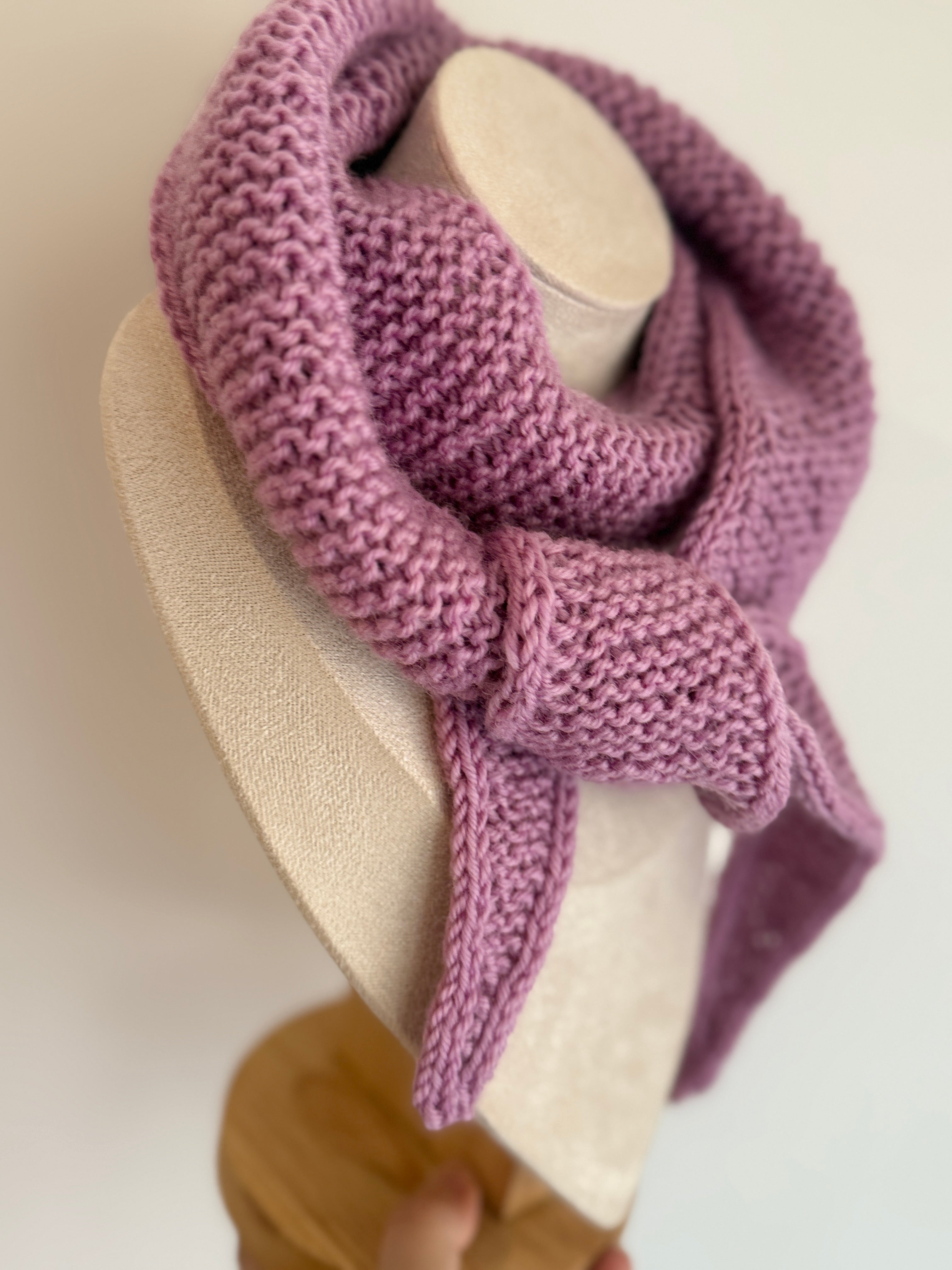 Knit sophie scarf in lilac purple