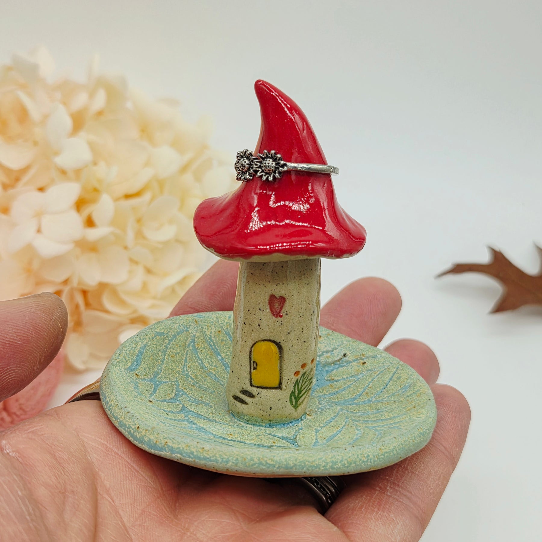 Toadstool Ring Dish Green and Red