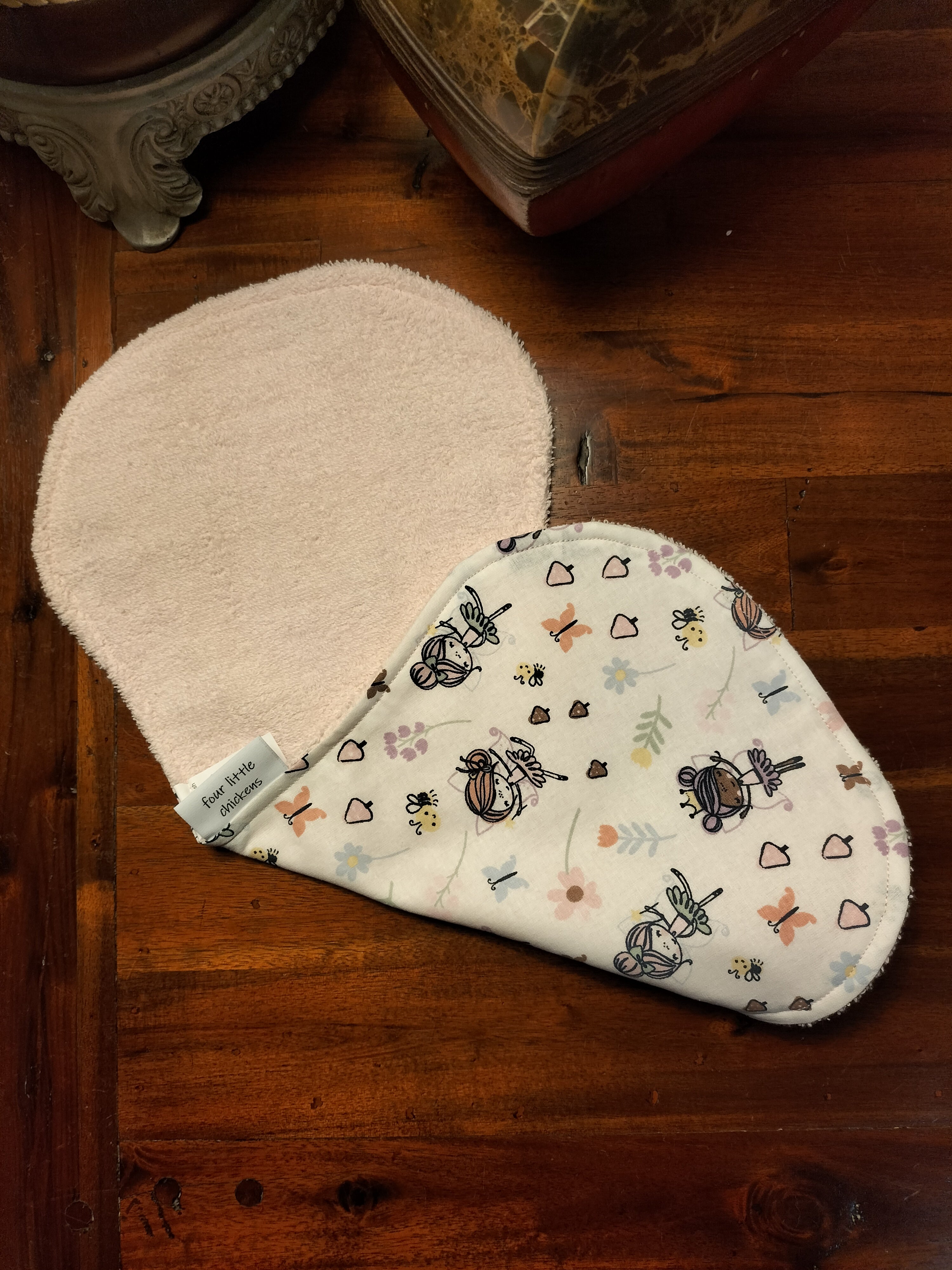 BALLERINA BURP CLOTH WITH BABY PINK TOWELLING