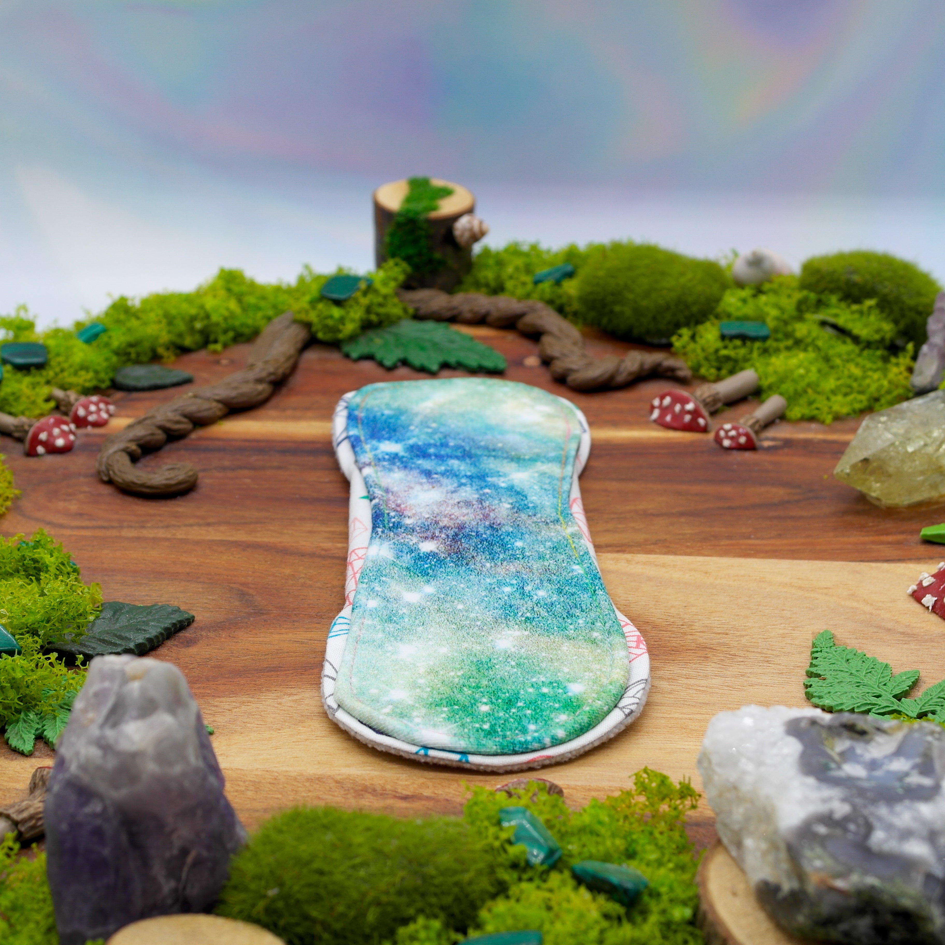 Australian reusable cloth pad 8" Heavy (mishmash) - cosmic