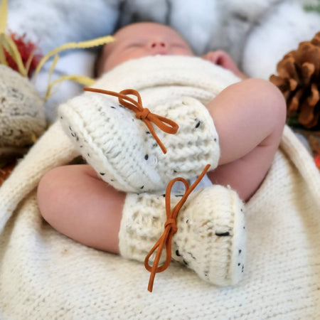 Baby Booties | Oatmeal | Newborn | Crochet | Knit | Shoes | Socks