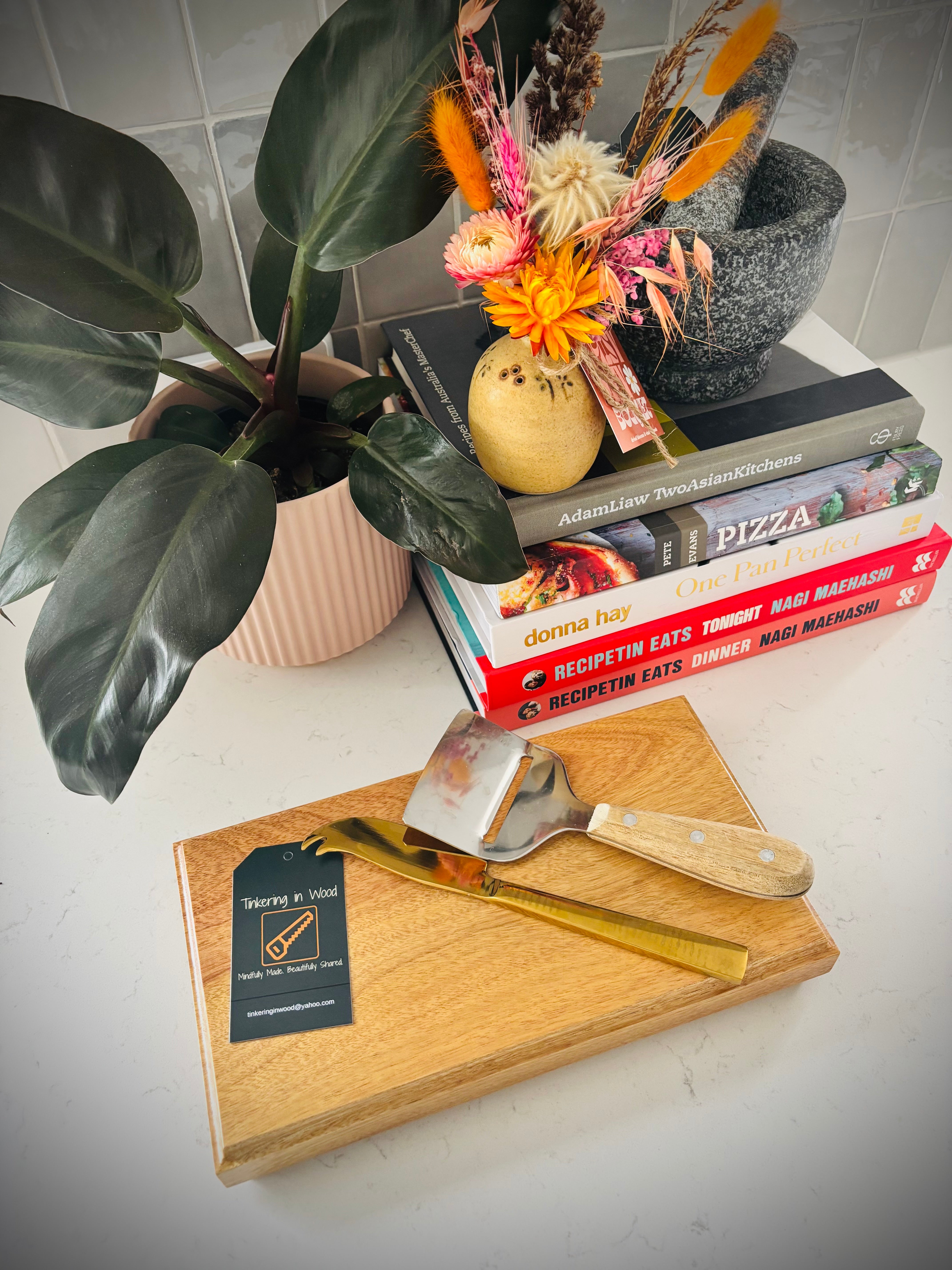 Hardwood Camphor Laurel Charcuterie Board 275x150x35mm