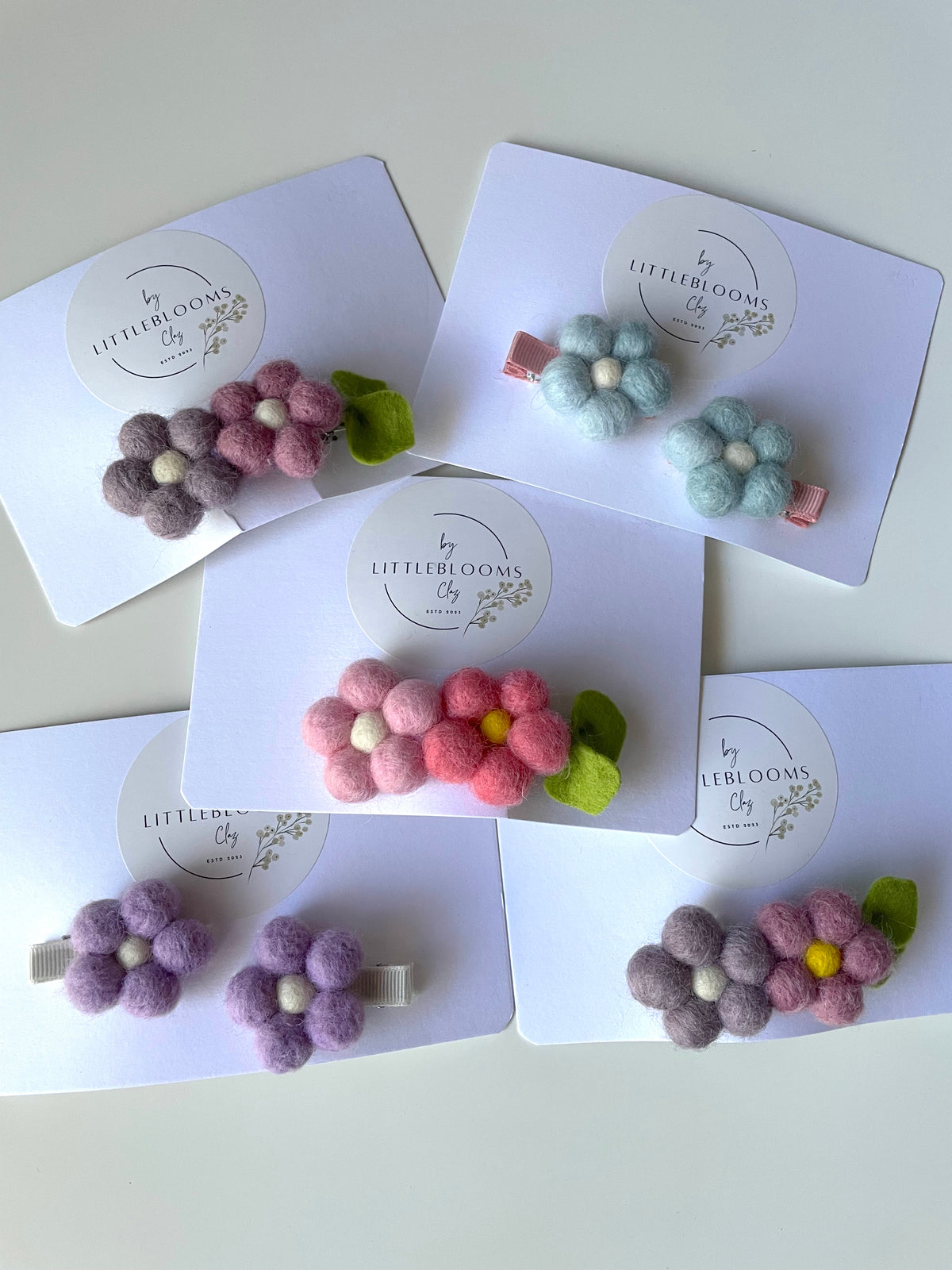 Pom Pom daisies clips - set of 2