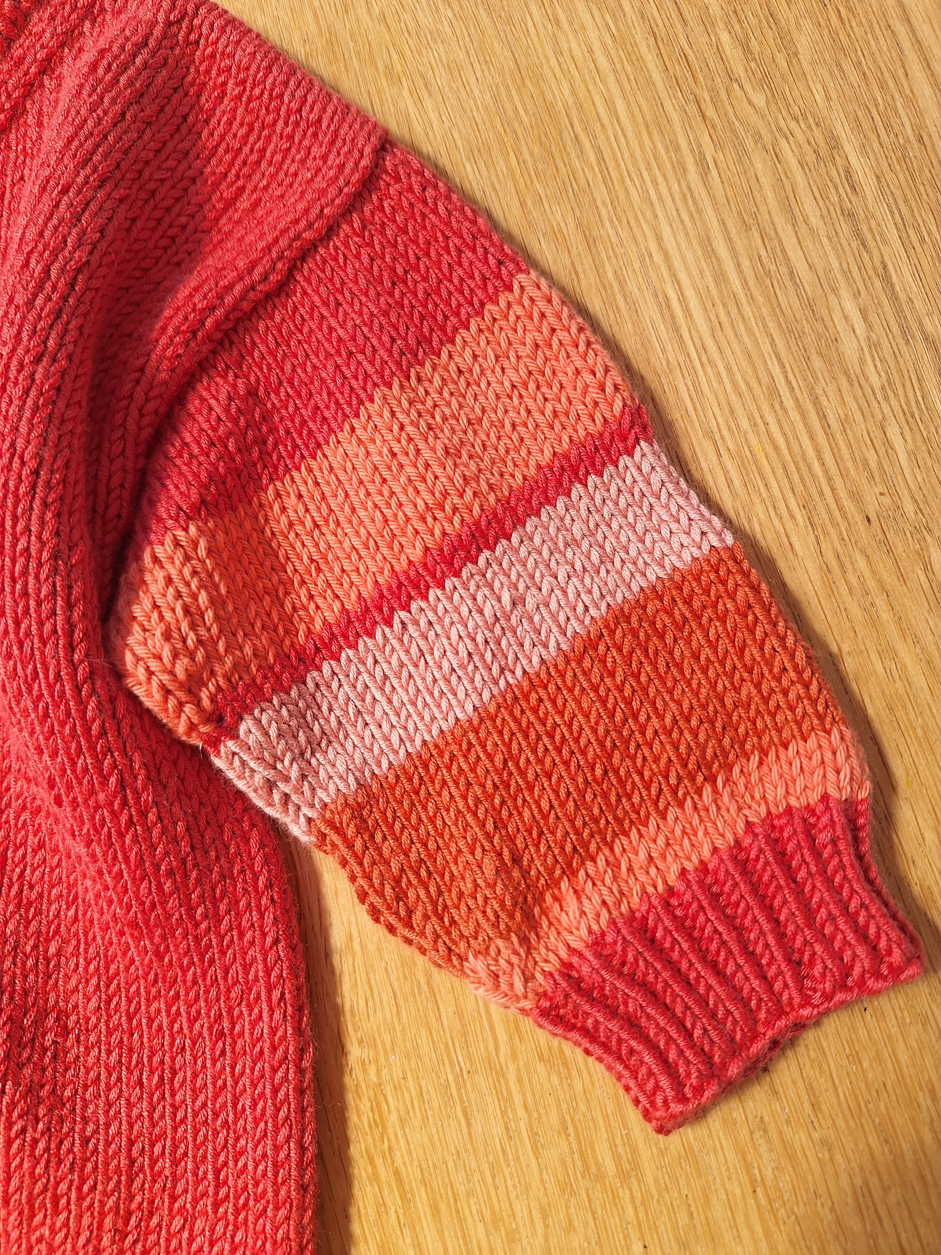 Infant 'Baby Brownie' Sweater 6mths Rust Red 100% natural yarn