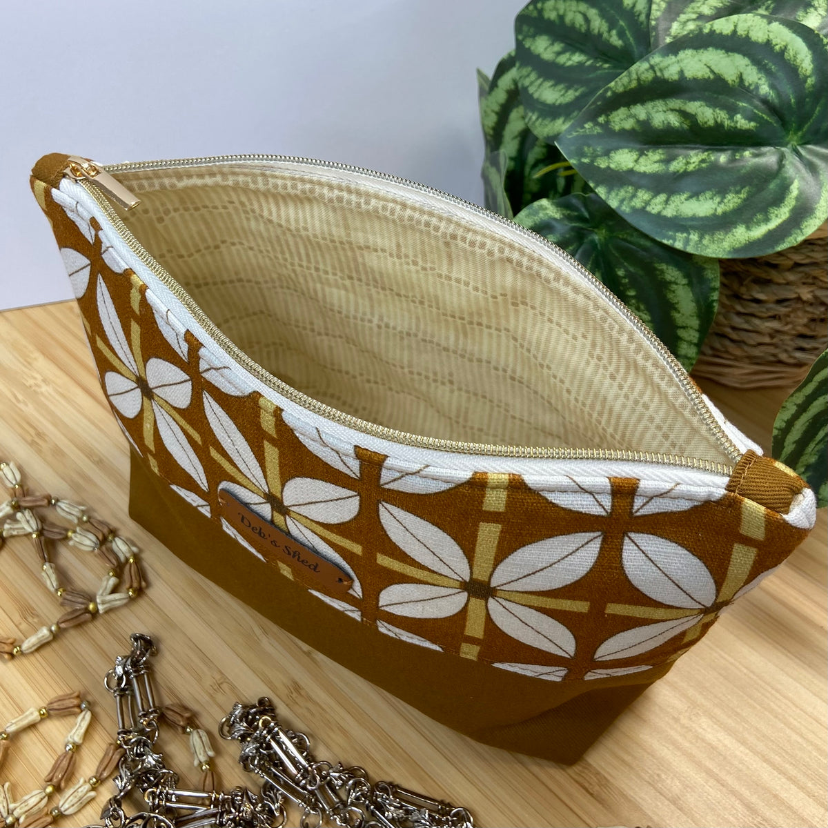 Two-Tone Zipper Pouch