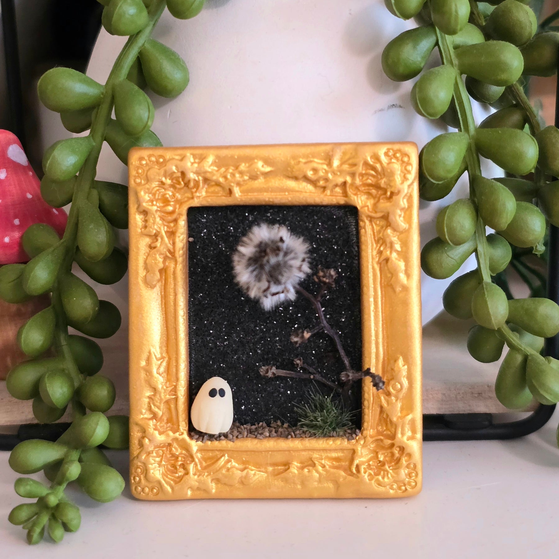 Glow-in-Dark Ghost Magnet | Mini Halloween Frame
