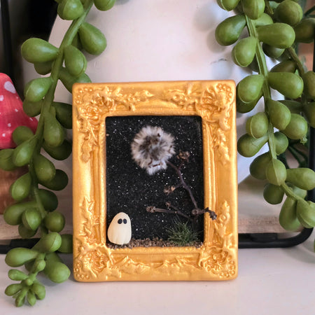 Glow-in-Dark Ghost Magnet | Mini Halloween Frame