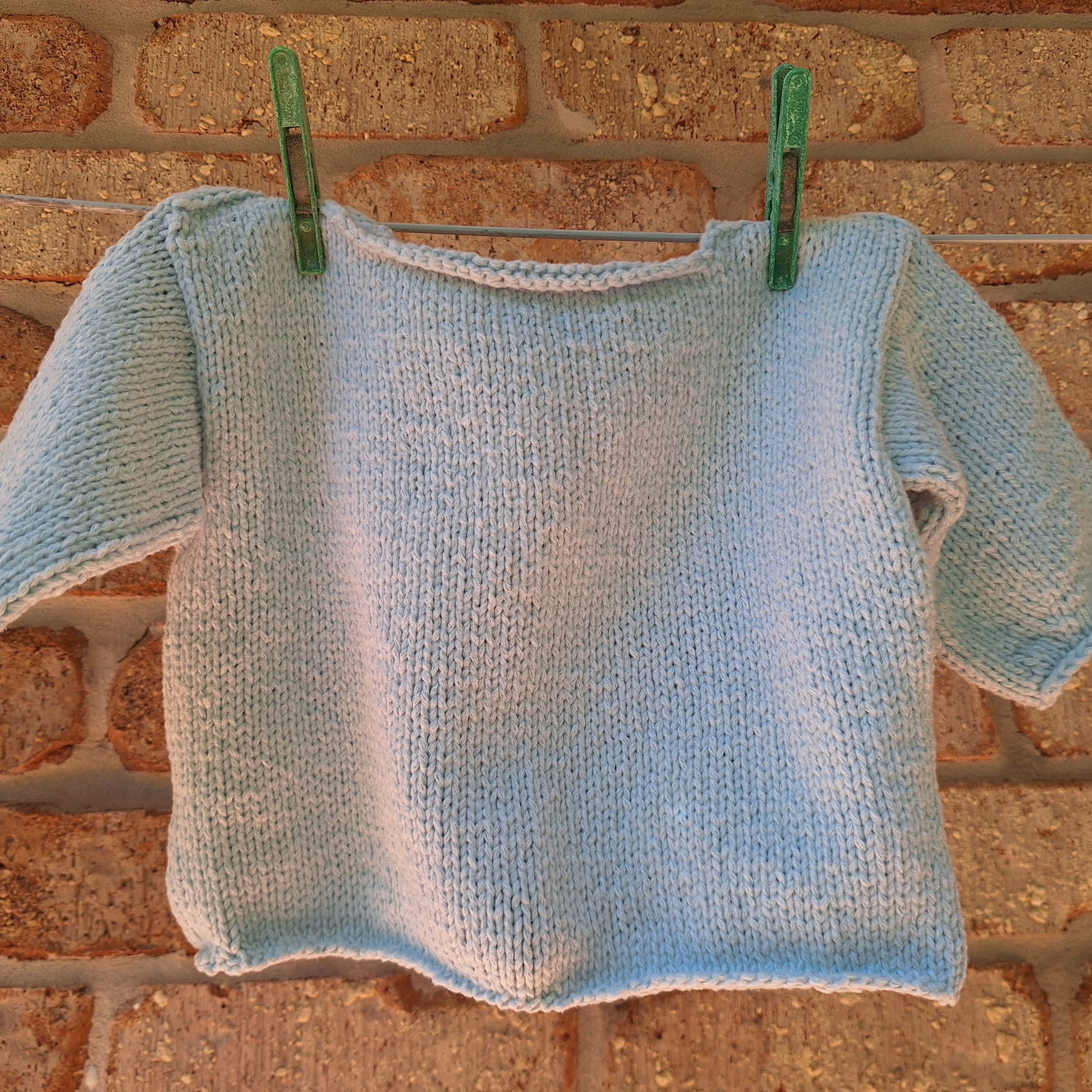 Handknitted Baby Sweater Sz3-6 mths machine-washable yarn