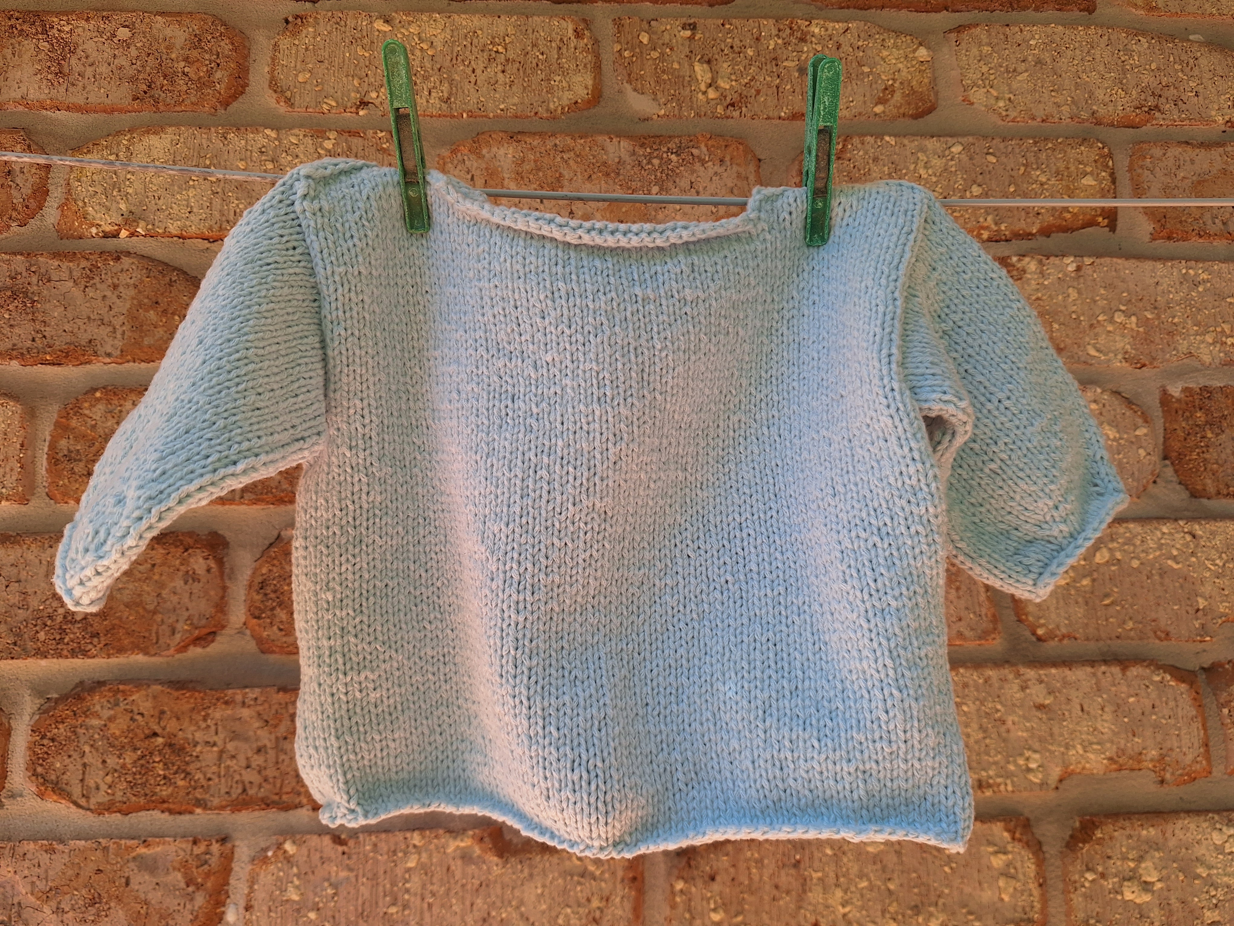 Handknitted Baby Sweater Sz3-6 mths machine-washable yarn