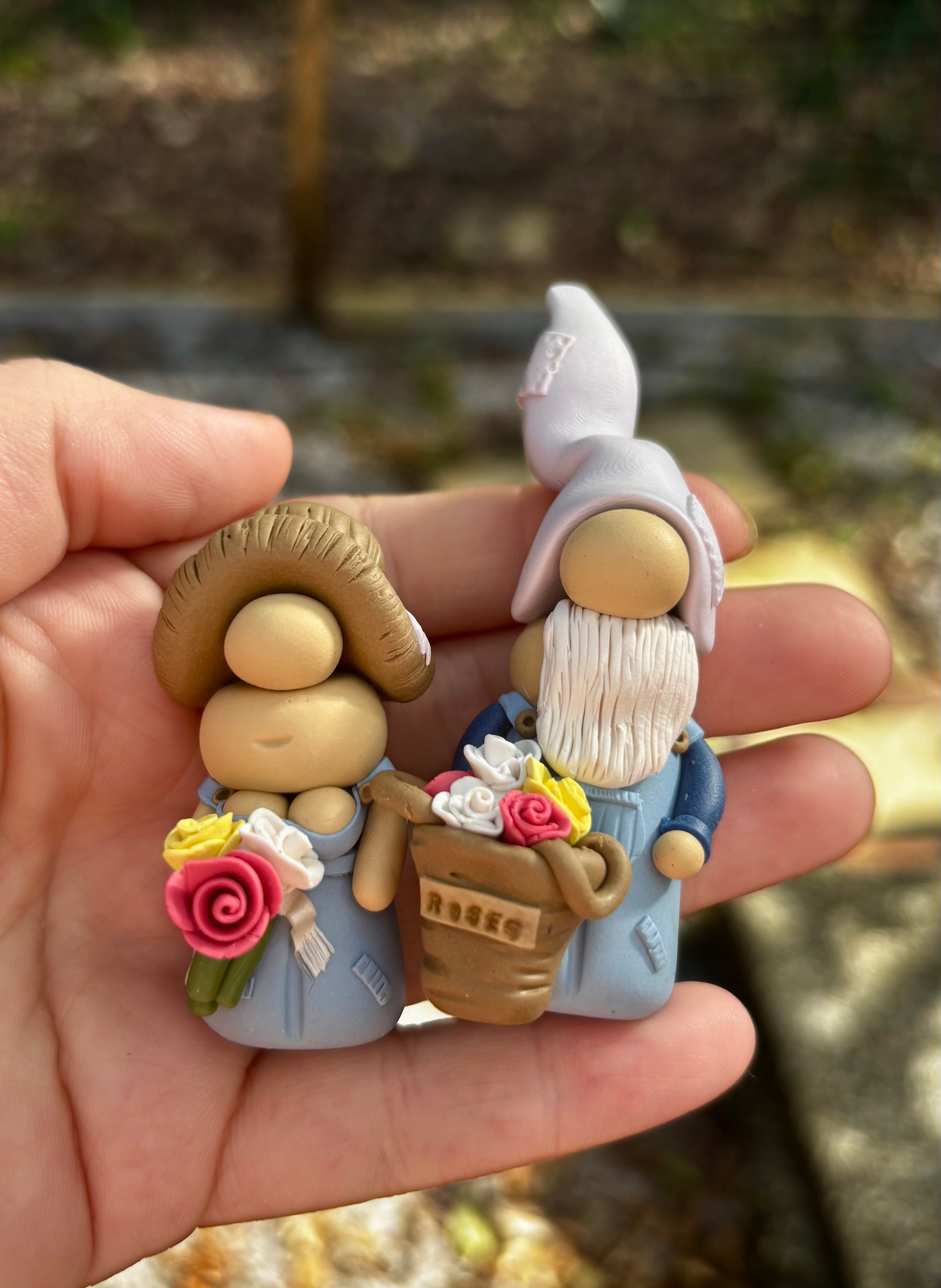 Tiny Gnomes | Flower shoppe