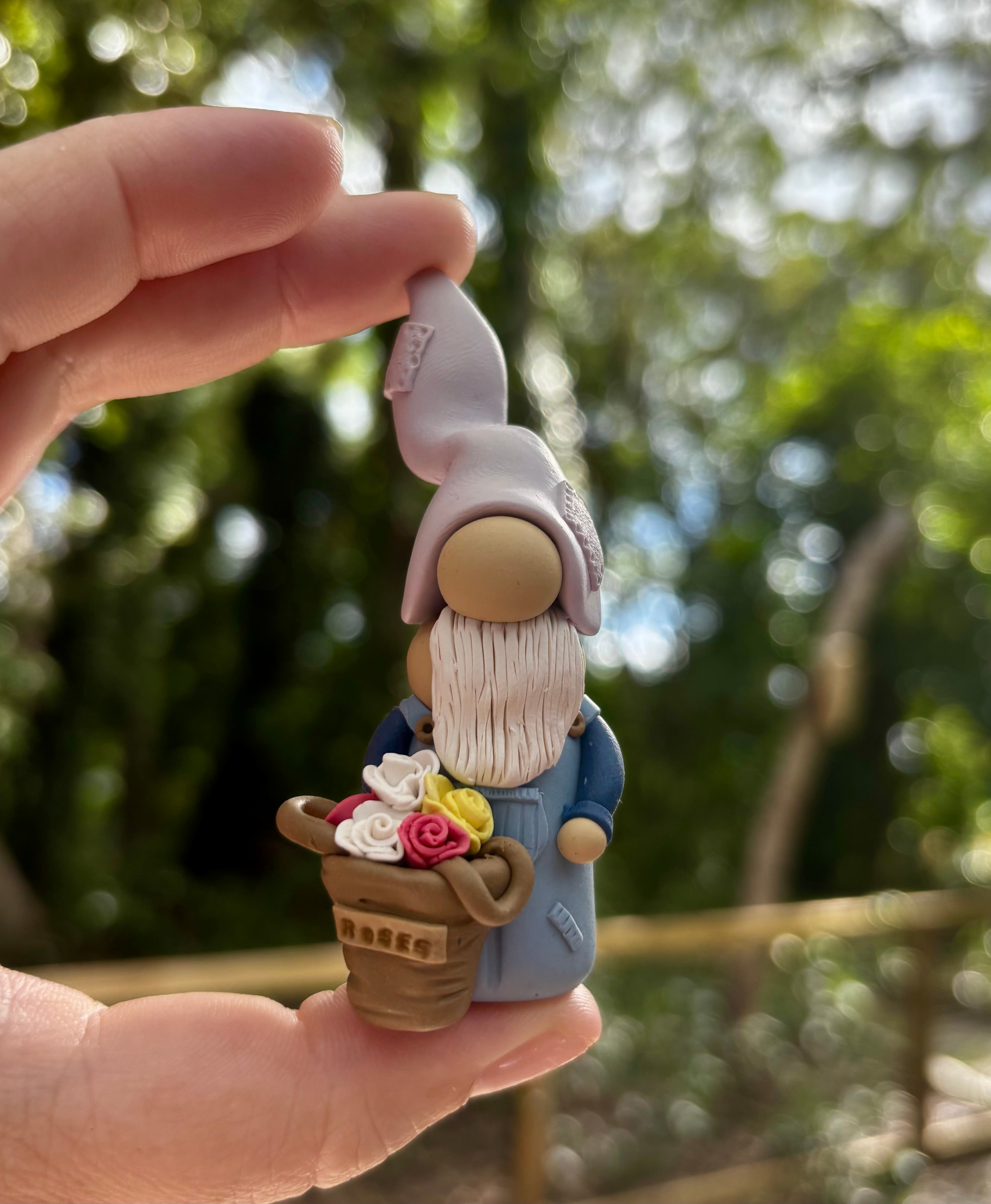 Tiny Gnomes | Flower shoppe