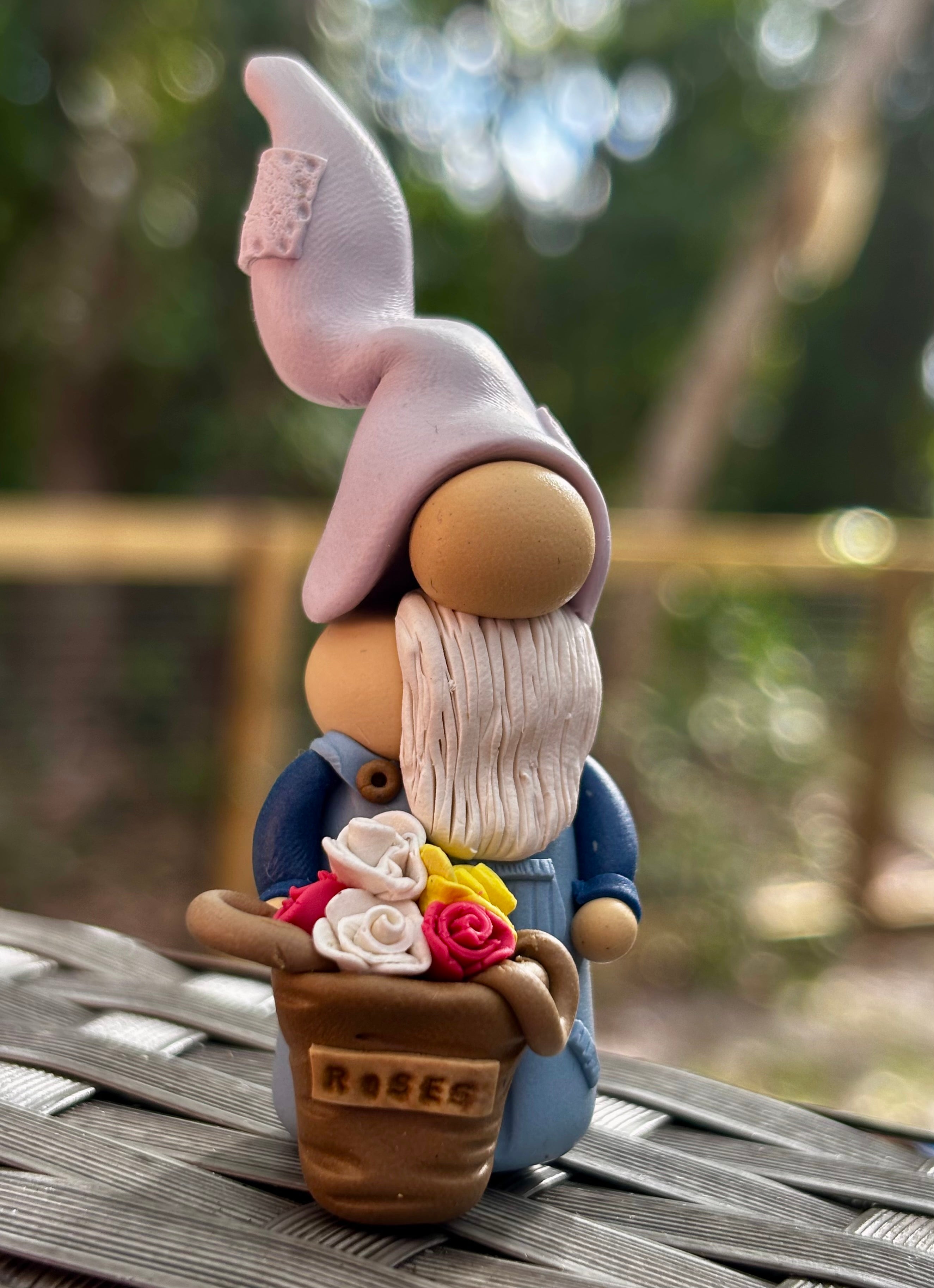 Tiny Gnomes | Flower shoppe
