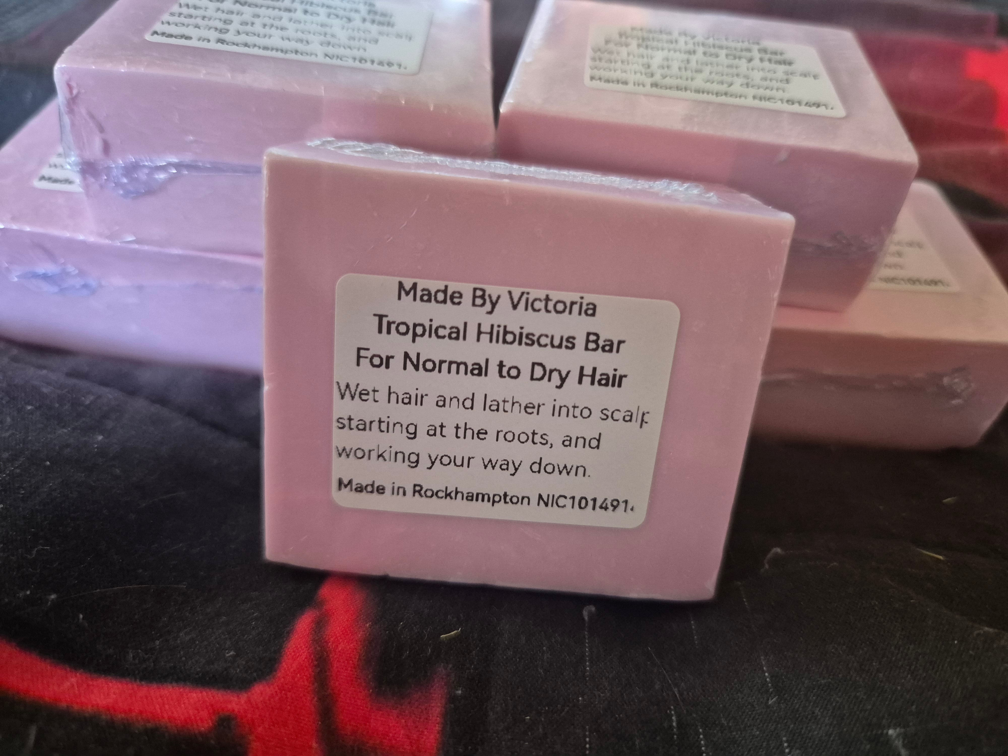 Handmade - 2 x Shampoo Bars and Bamboo Soap Rack