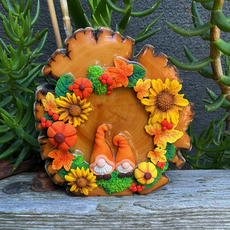 Spring Gnome Shelfie