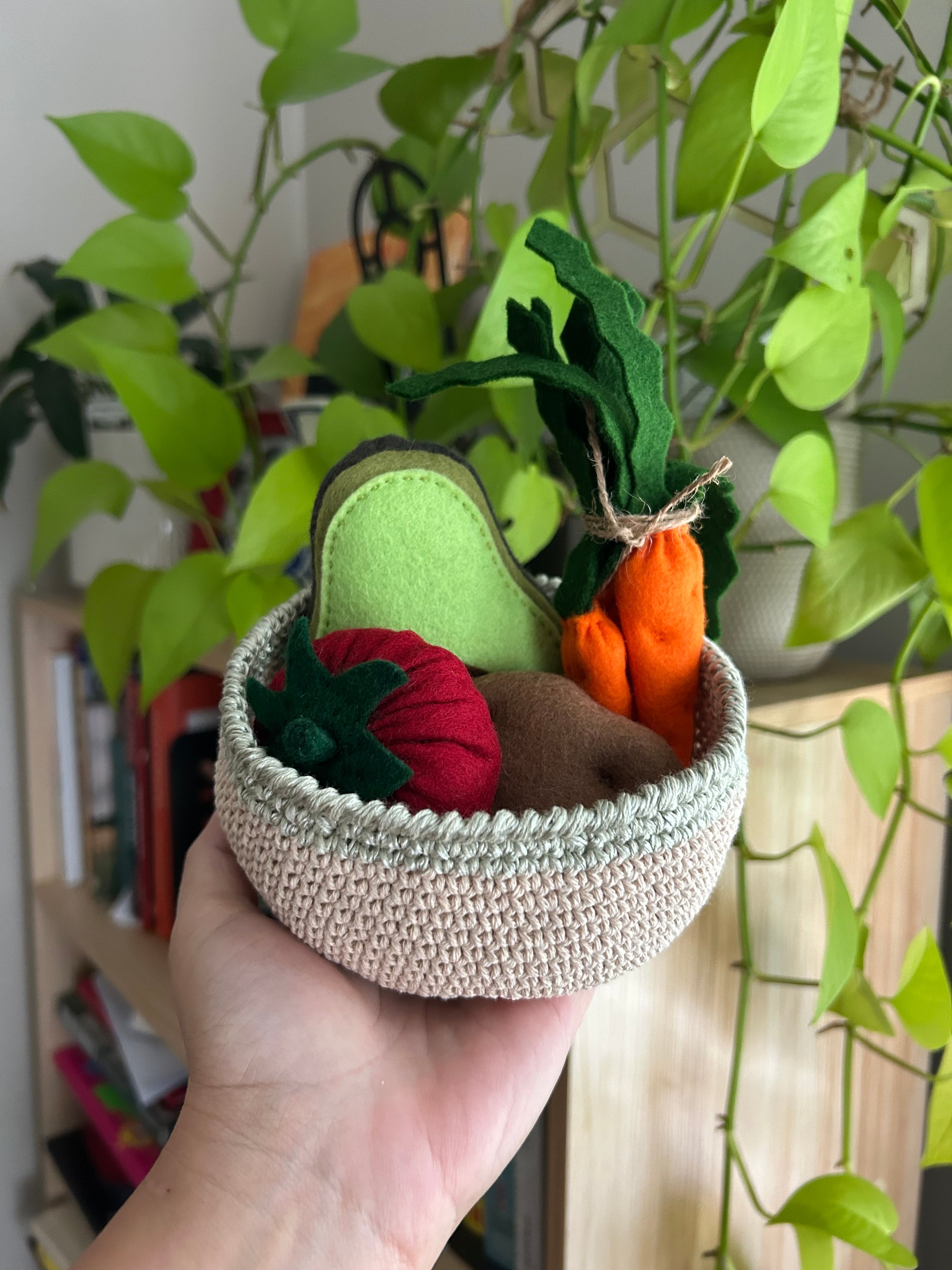 Veggies in a crochet basket (sage trim), felt play food, toddler gift value pack