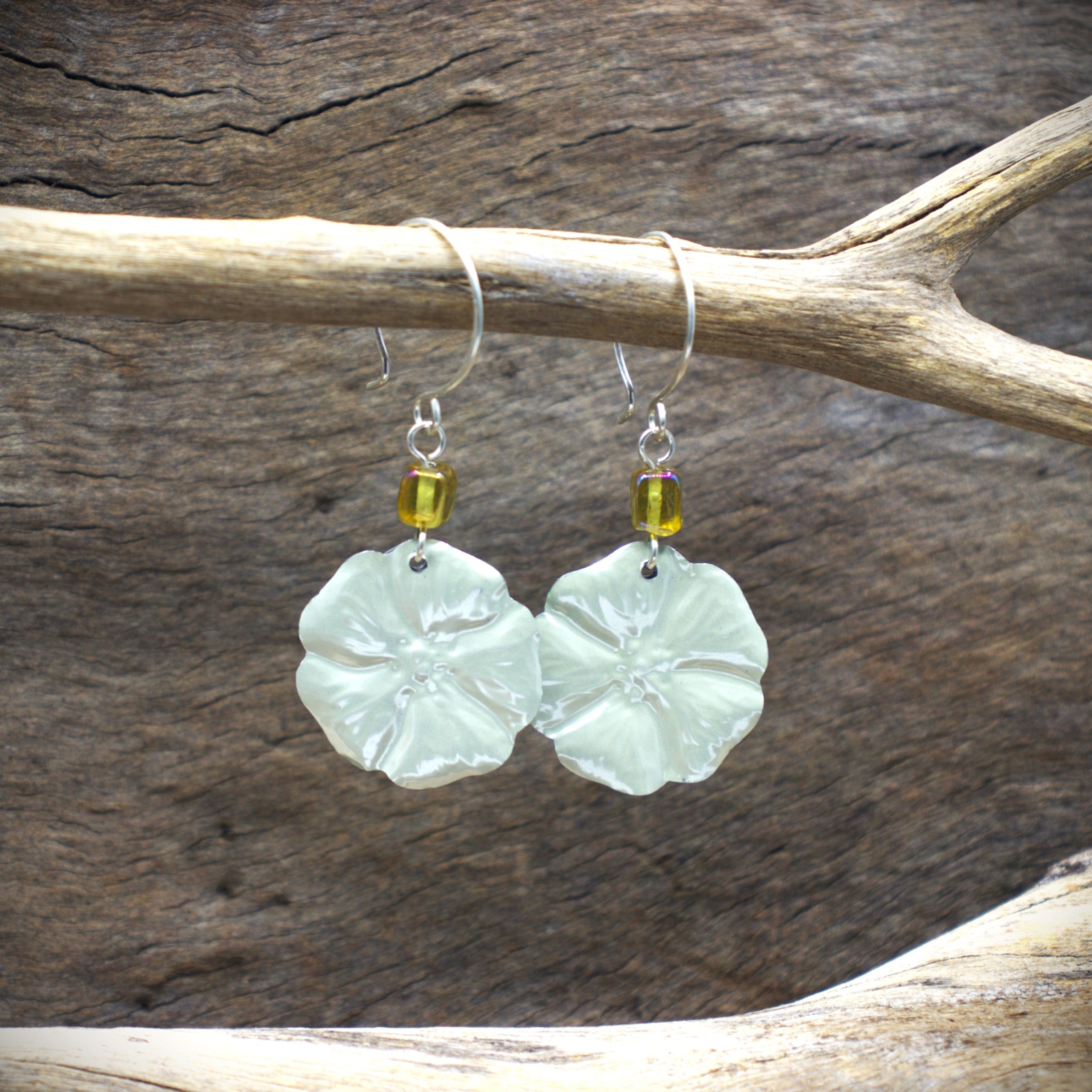 Hibiscus Earrings | upcycled drink cans