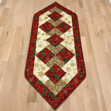 Christmas table runner handmade quilted Australia