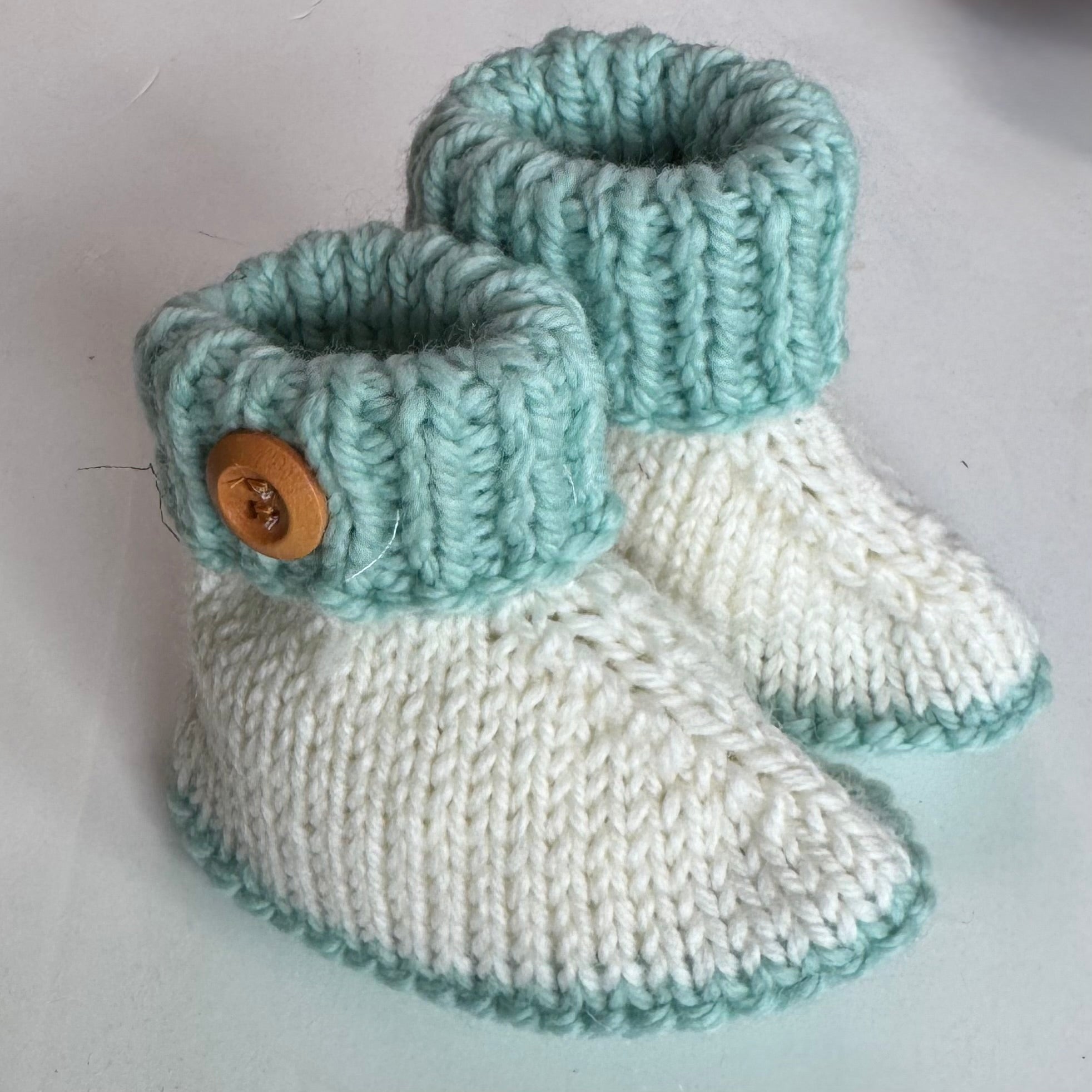 Handmade Baby Gift Set - Knitted Beanie, Ugg Booties & Bib Set