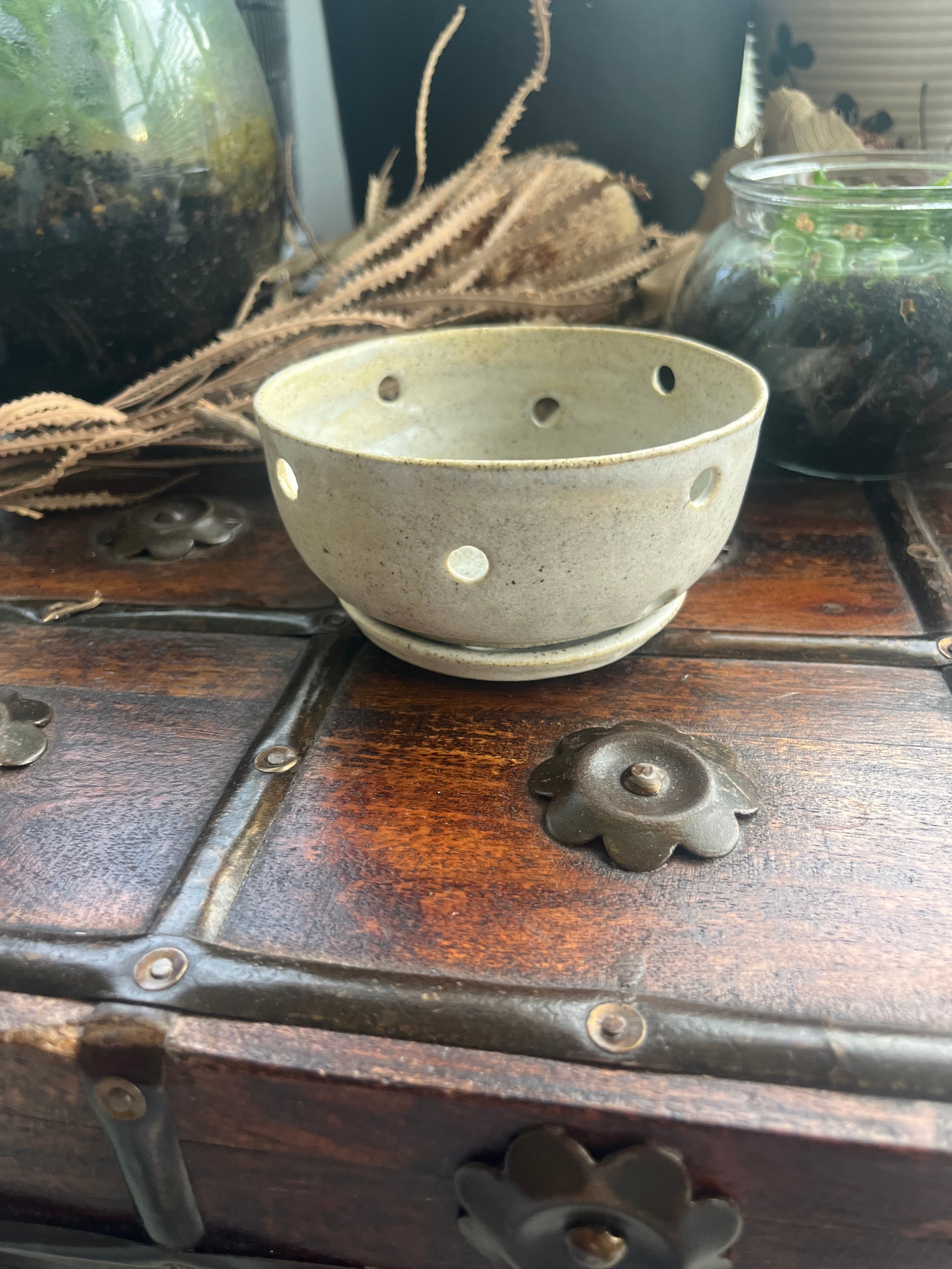 White Ceramic Berry Bowl with Base Plate