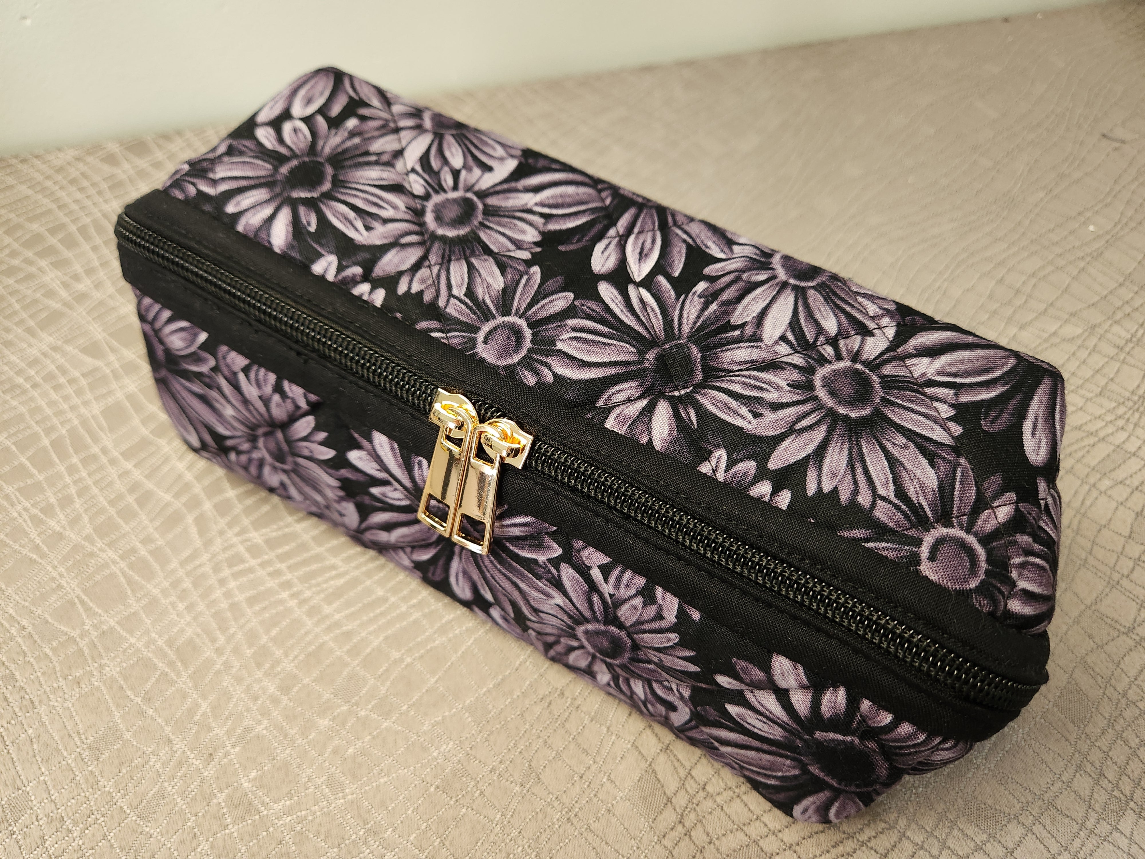Open Tray Zippered Pouch
