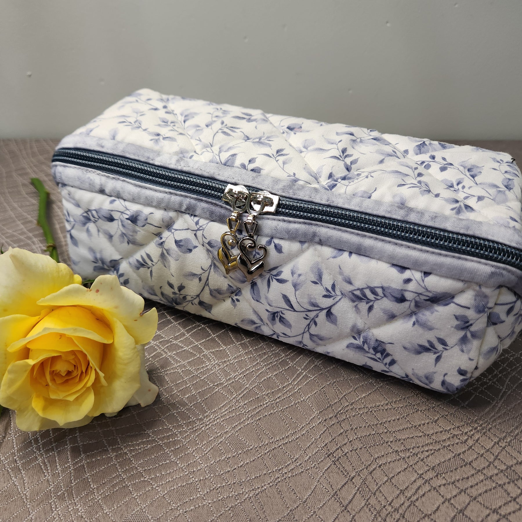 Open Tray Zippered Pouch