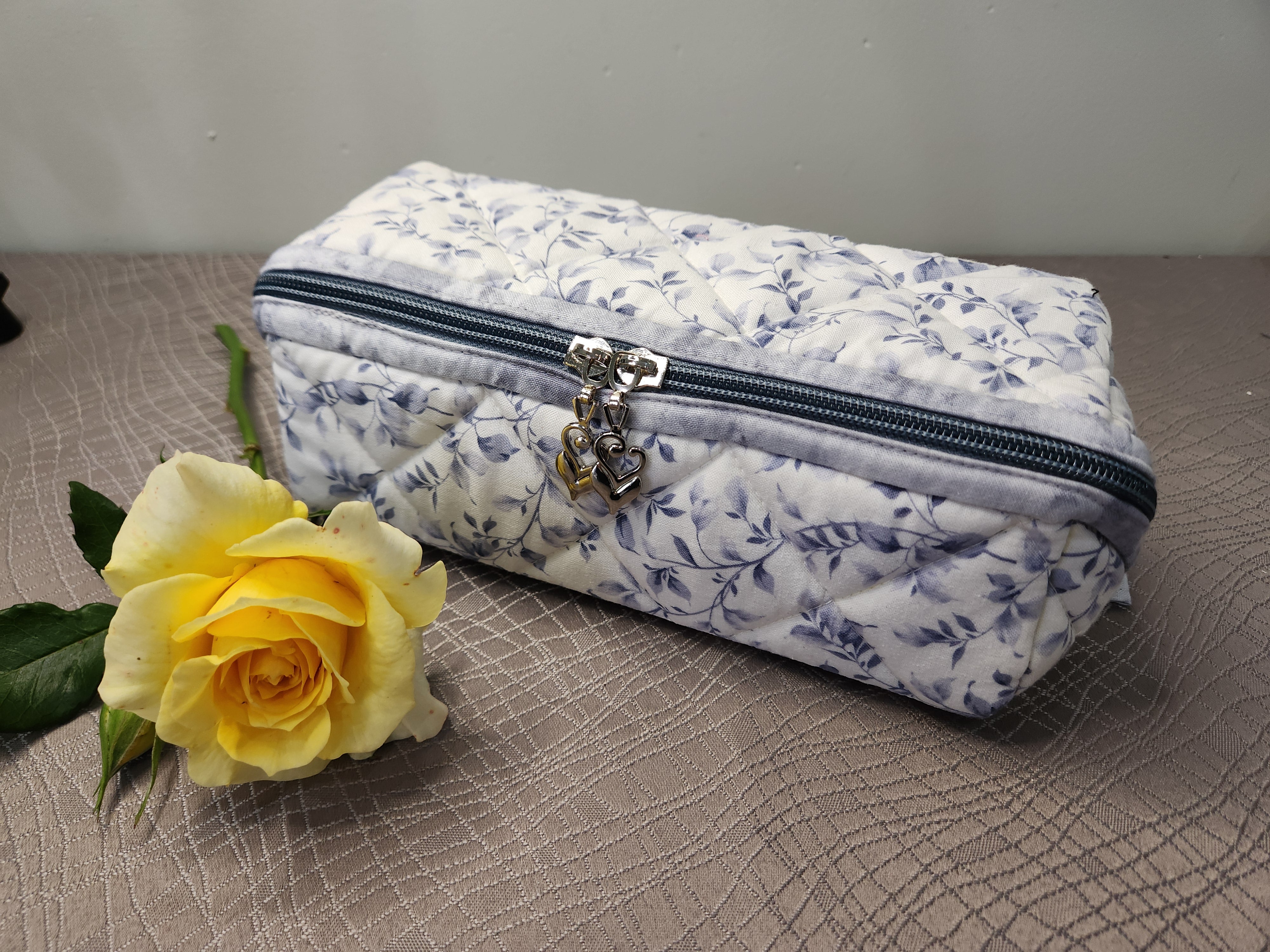 Open Tray Zippered Pouch