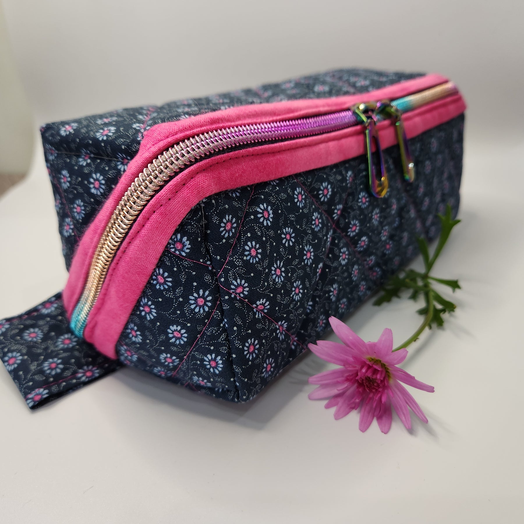 Open Tray Zippered Pouch