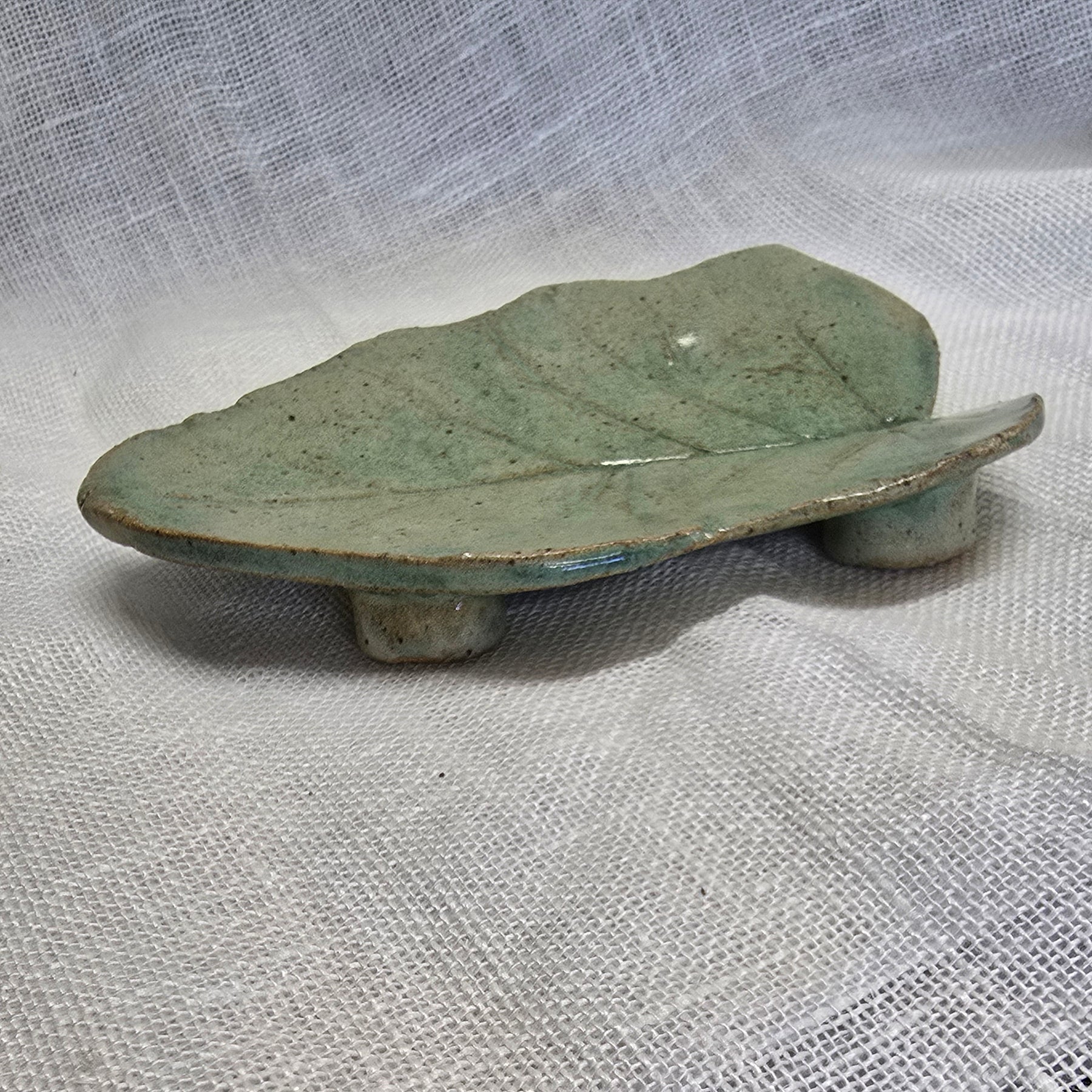 Leaf trinket dish