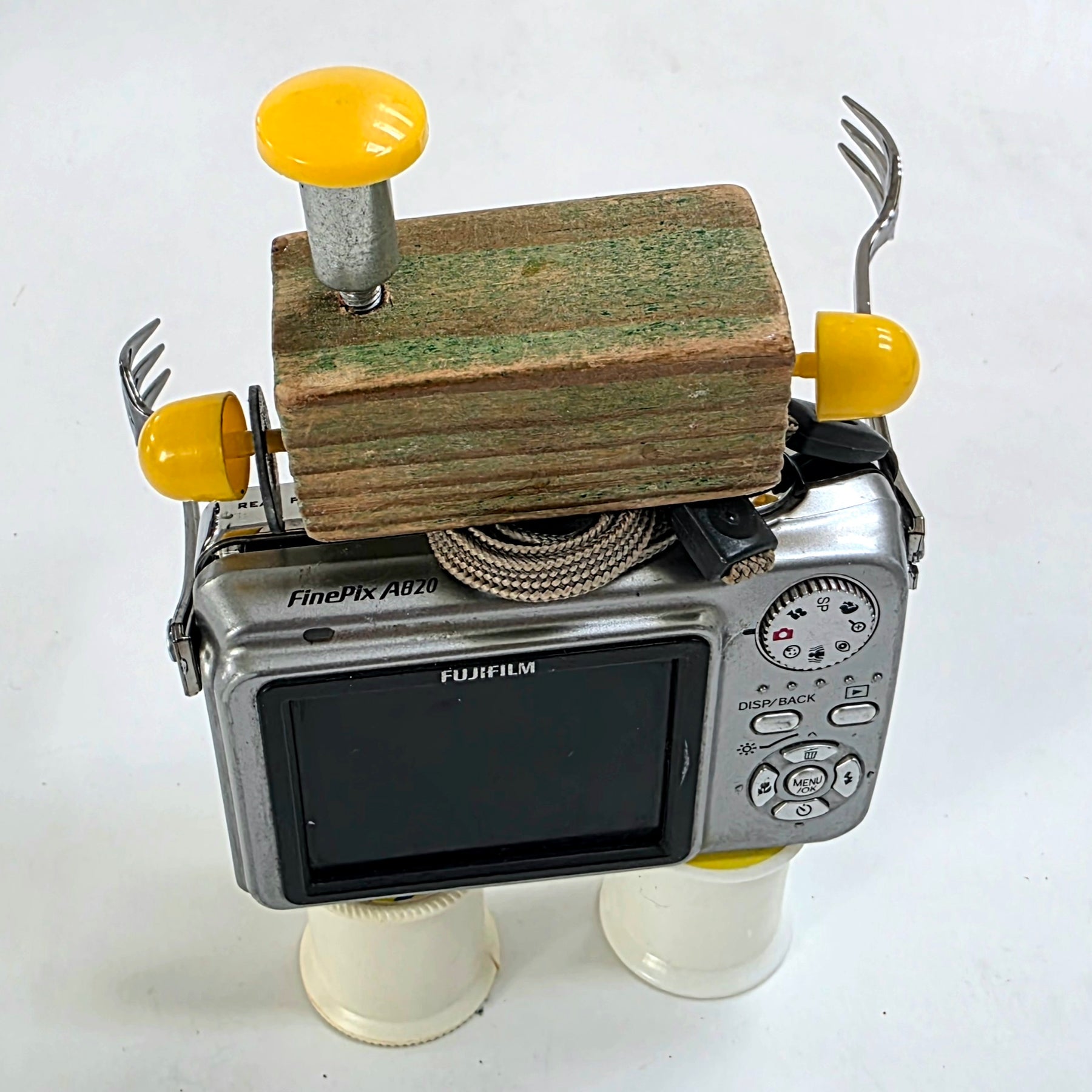 Remade, Reimagined: Fuji Finepixie Robot