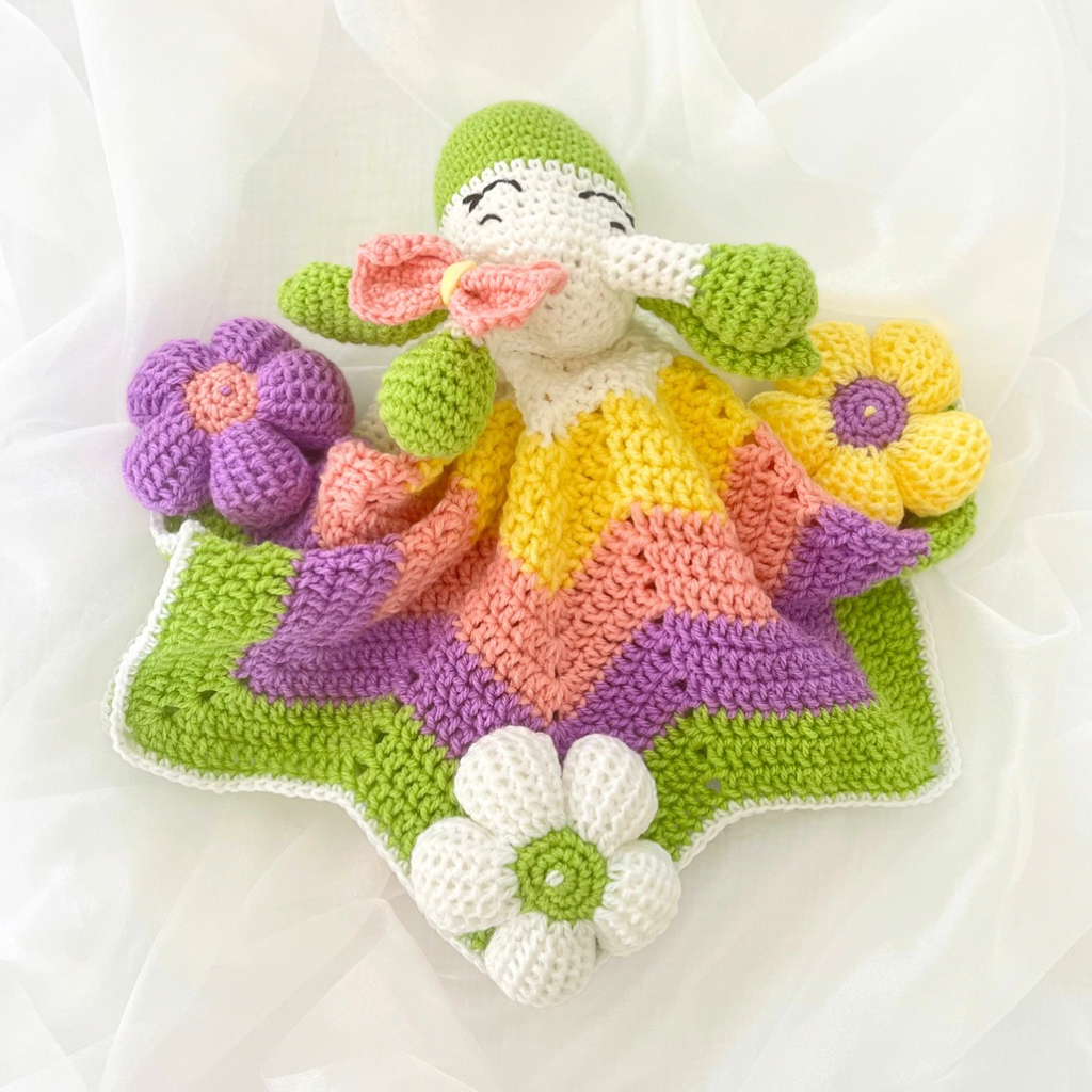 Crochet Giraffe Baby Snuggle Blanket - Handmade Crochet Lovey Blanket