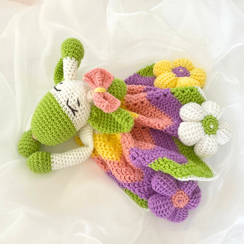 Crochet Giraffe Baby Snuggle Blanket - Handmade Crochet Lovey Blanket